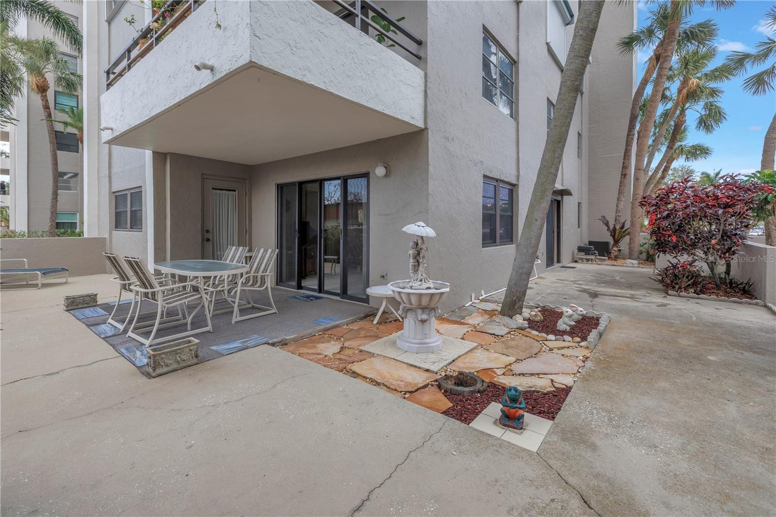 1400 1st Ave W #G1 photo 2