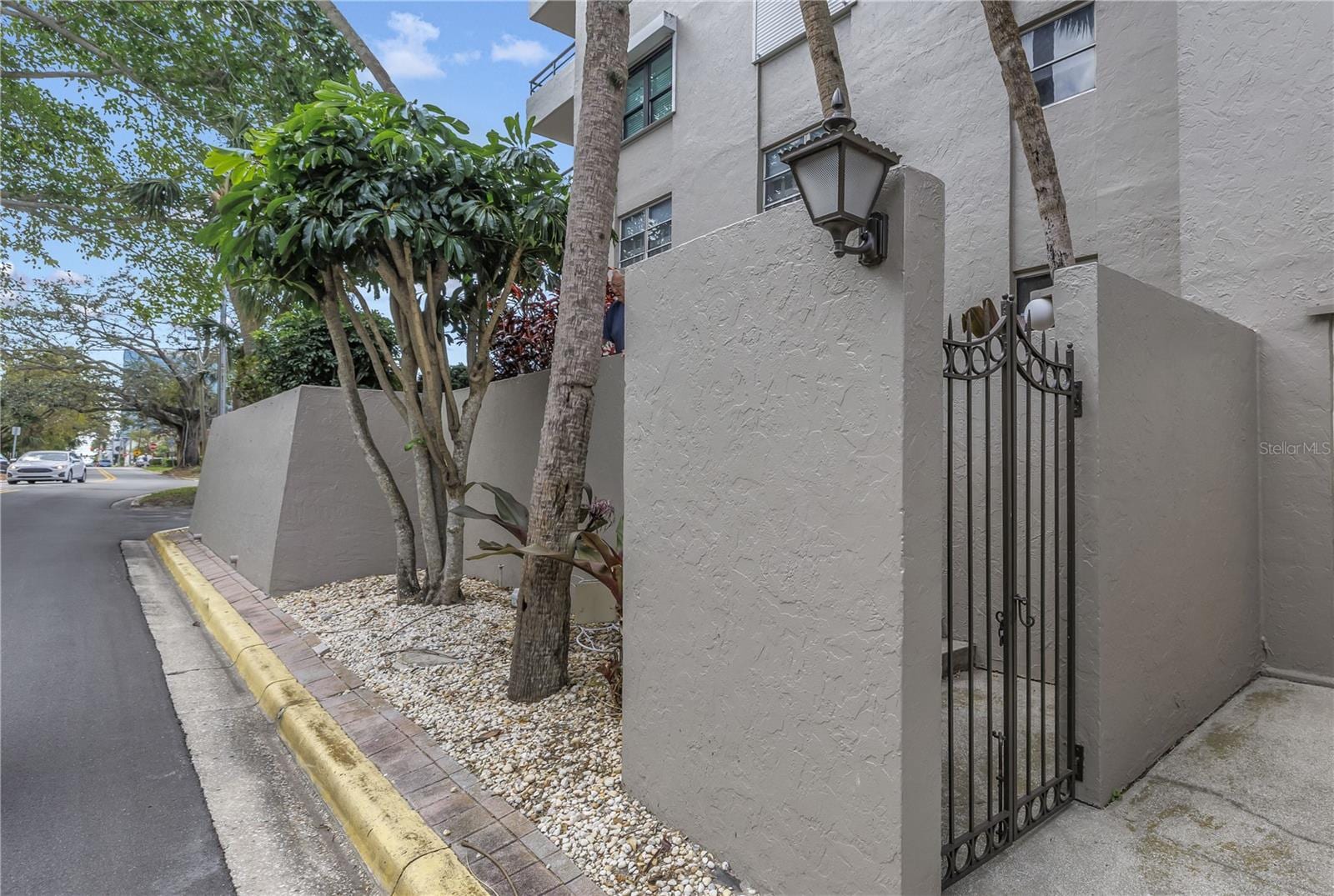 1400 1st Ave W #G1 photo 5