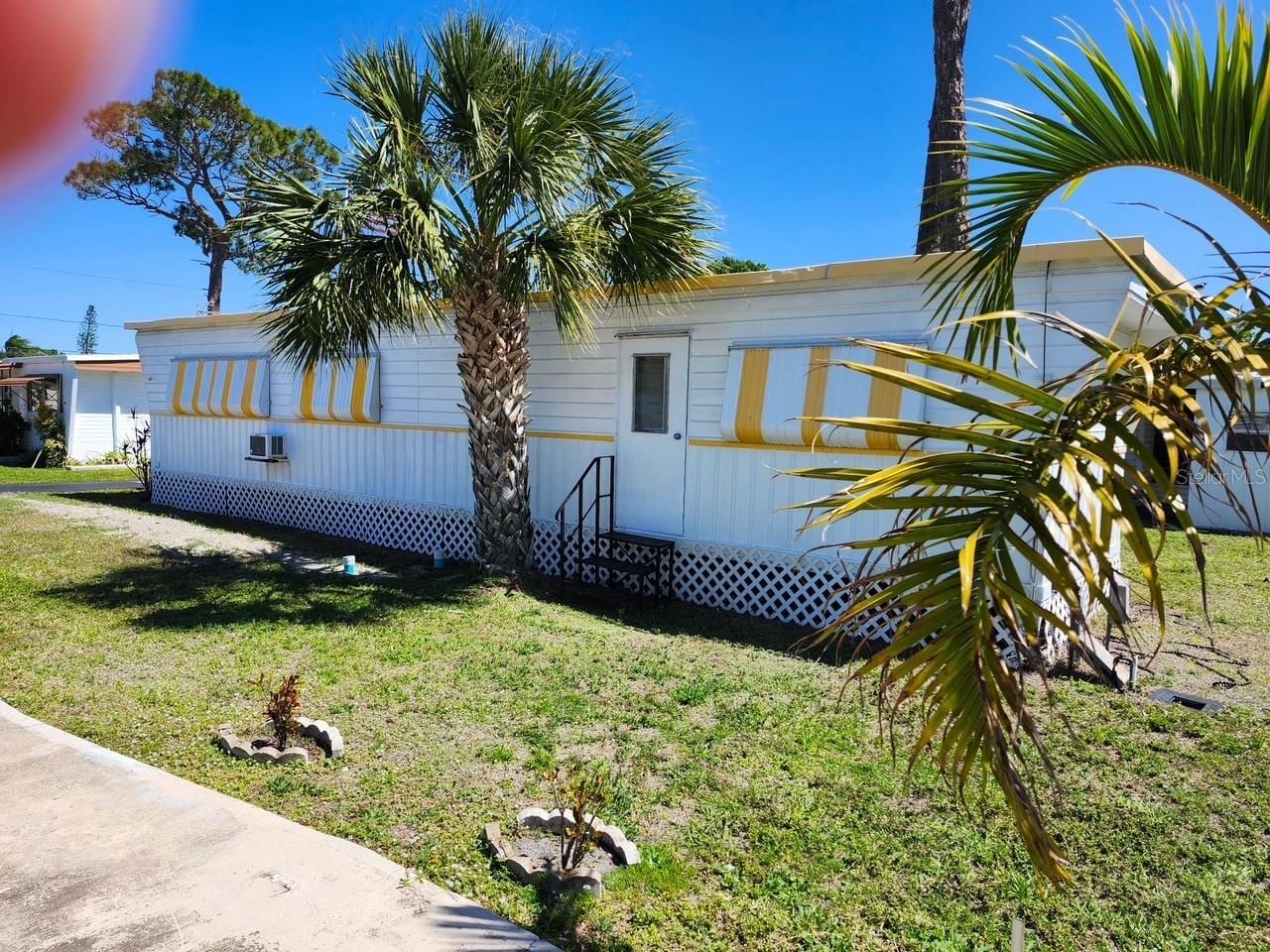 12674 Seminole Blvd #C30 photo 2