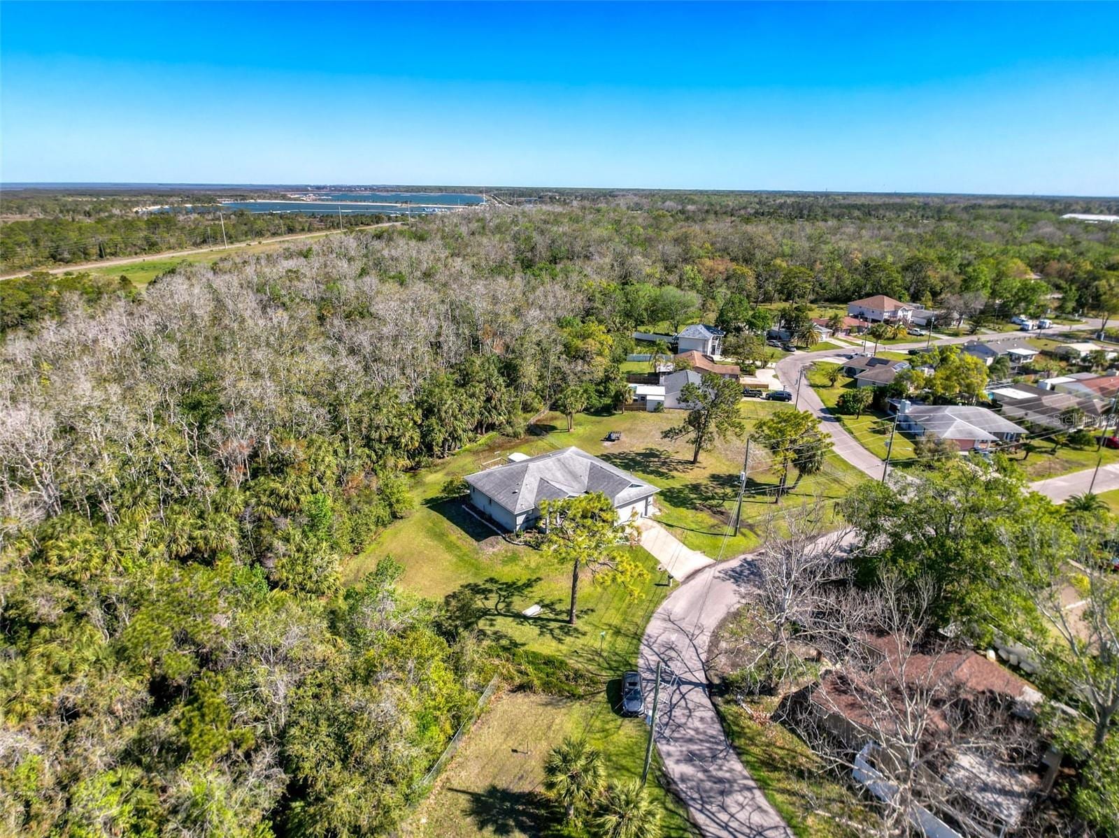 8437 Indies Dr photo 4