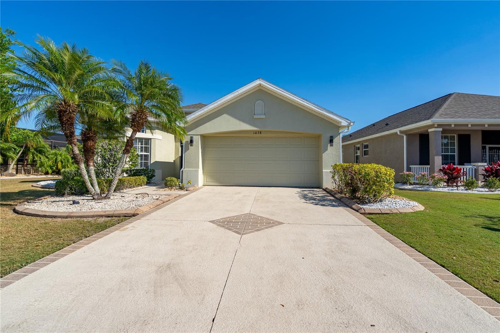 1038 Emerald Dunes Dr photo 4