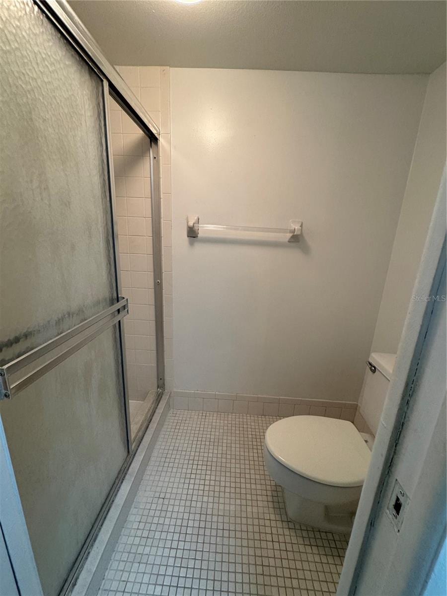 106 Lakeside CT photo 5