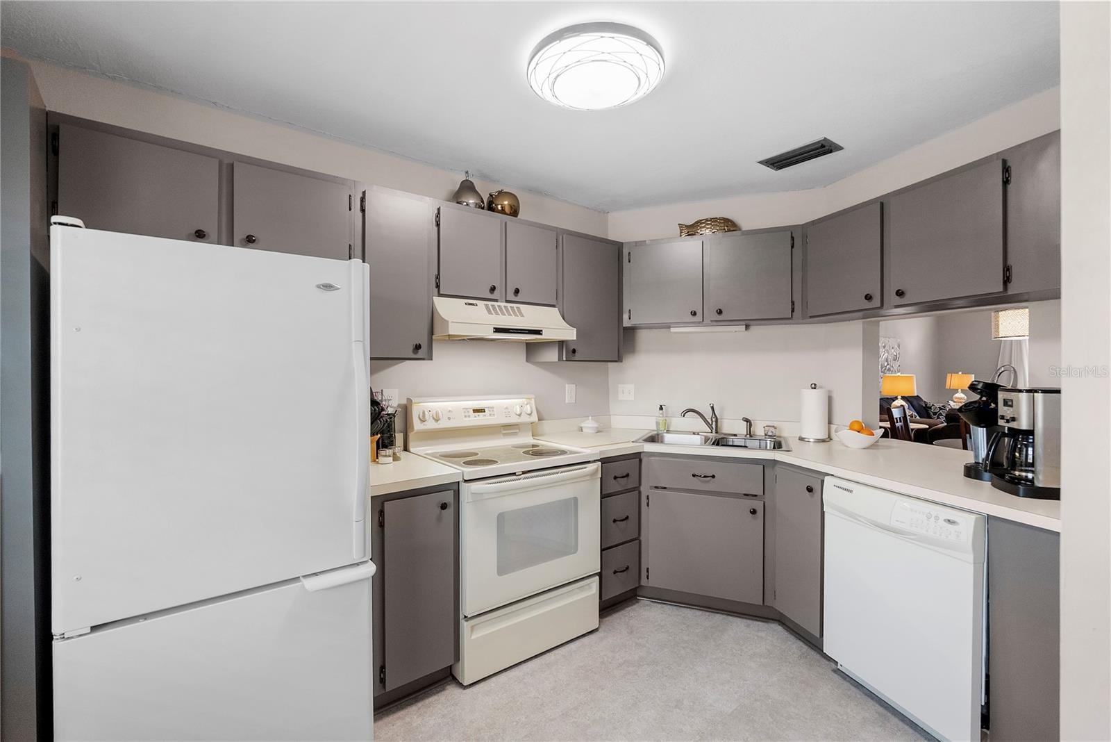 8703 Bardmoor Blvd #305 photo 5