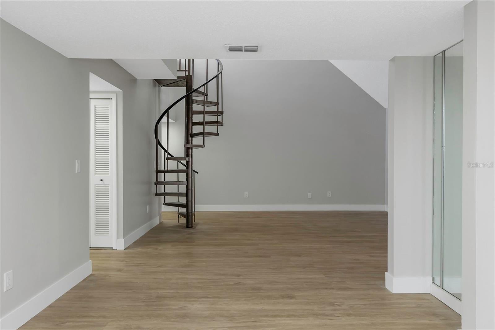 5151 Puritan Cir #1022 photo 5