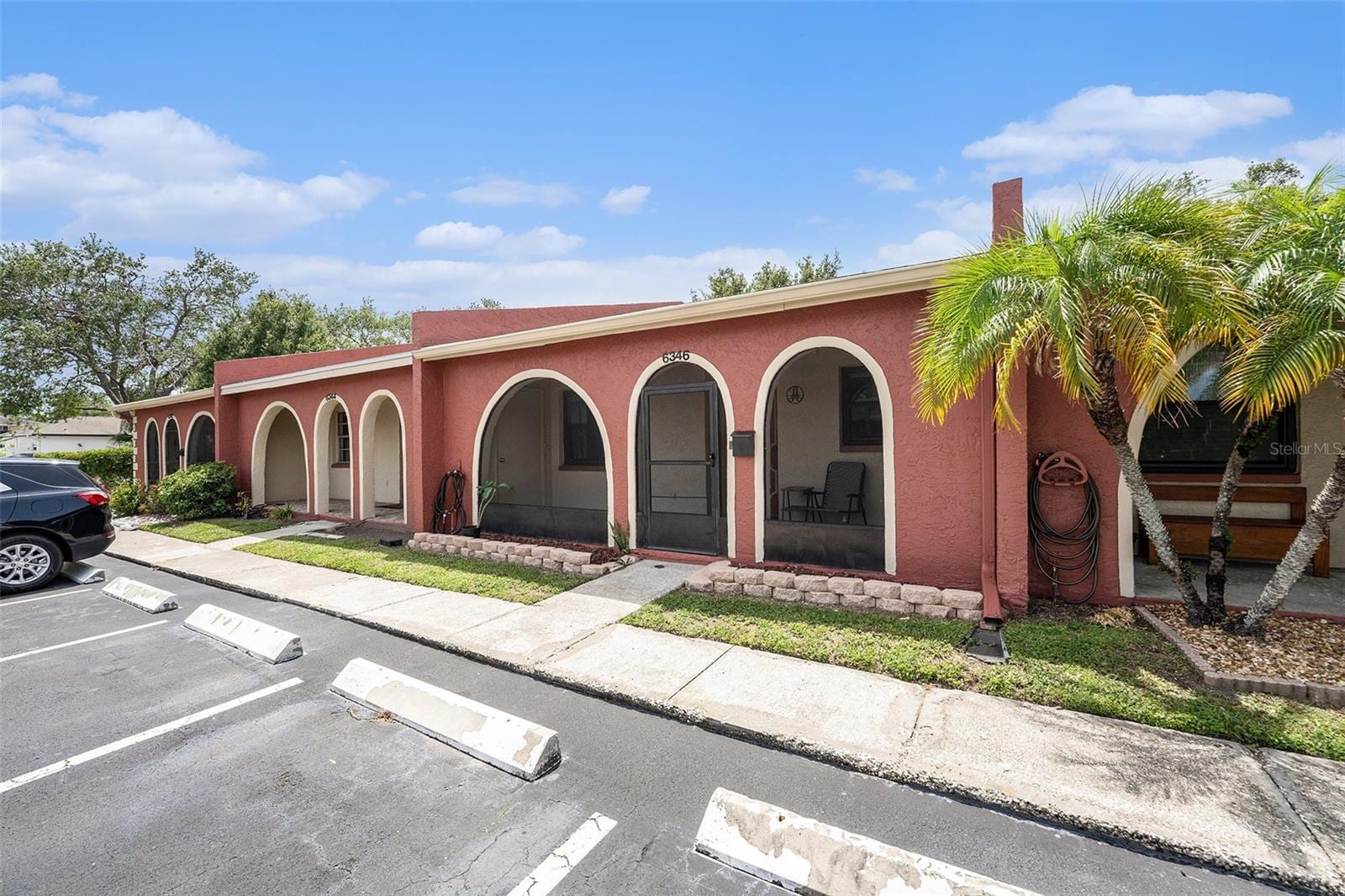 6346 Bonnie Bay Cir N photo 2