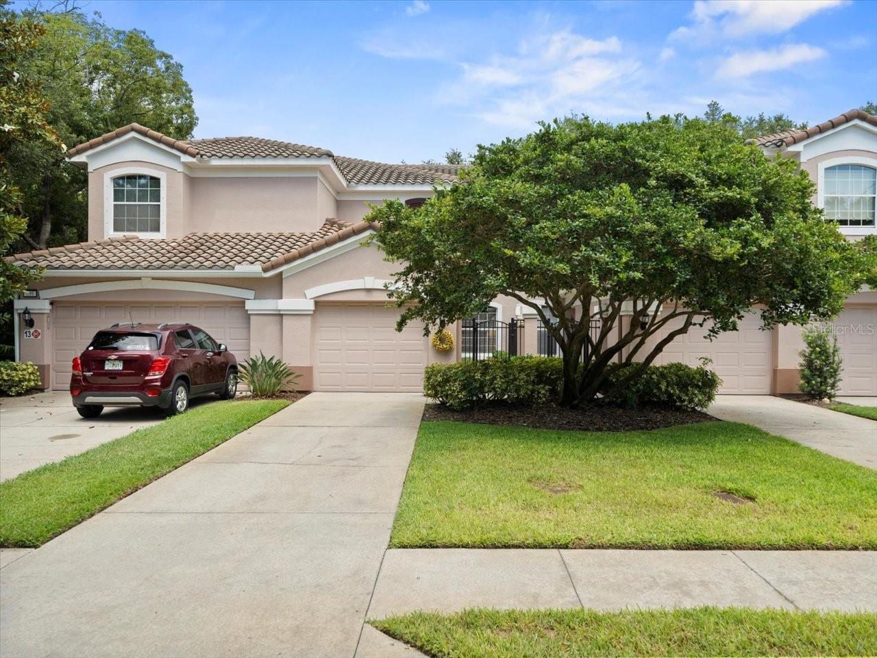 897 Lantern Way photo 2