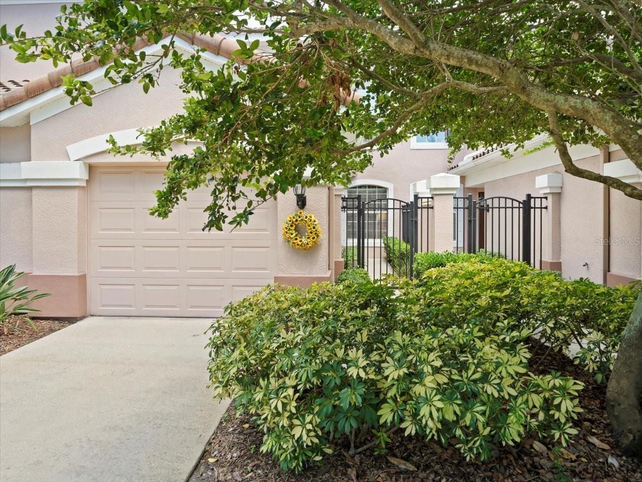 897 Lantern Way photo 4