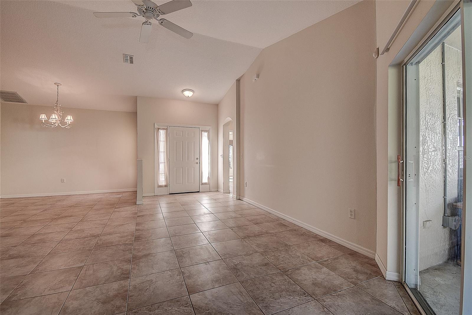29417 Caddyshack Ln photo 5