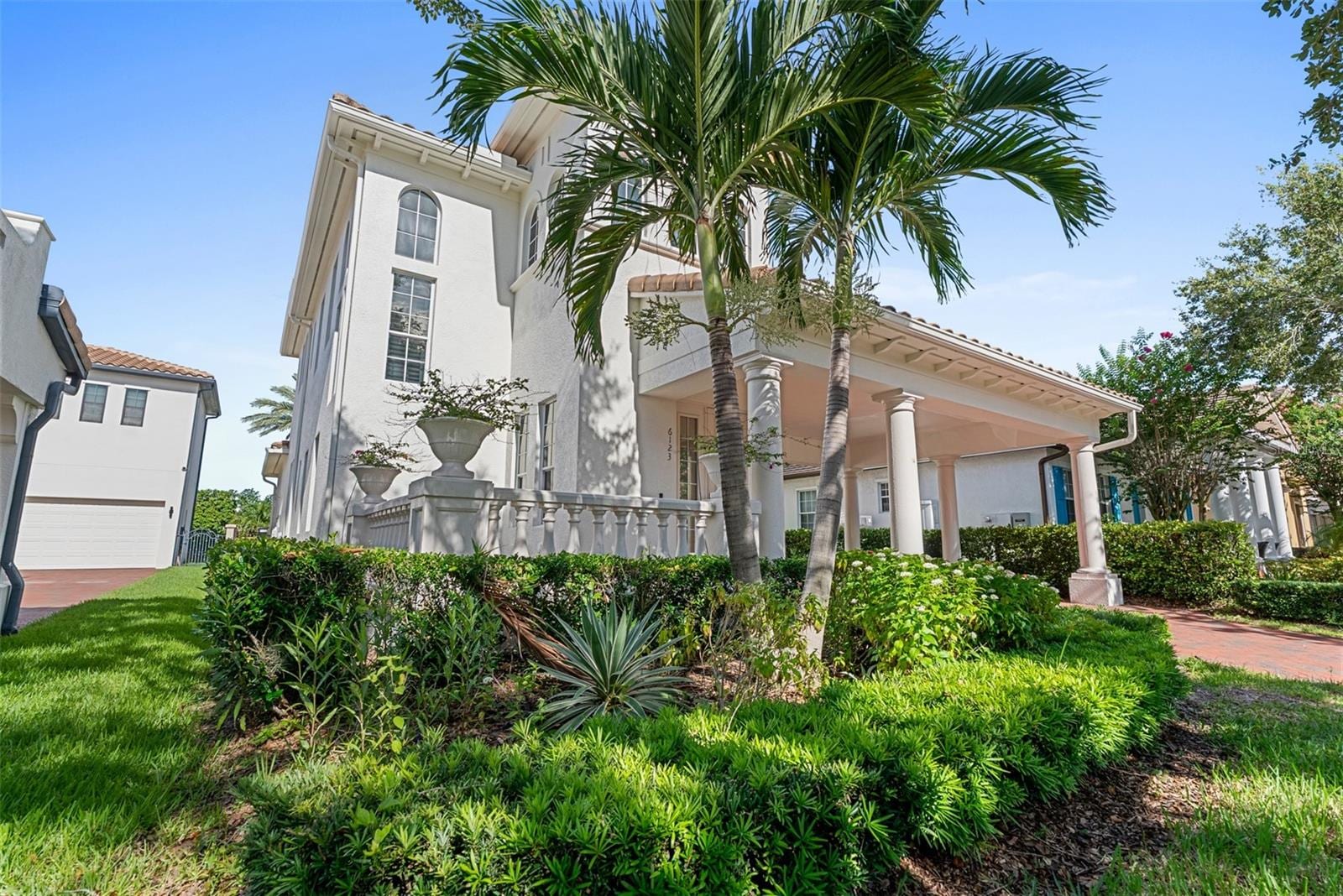 6123 Yeats Manor Drive photo 3