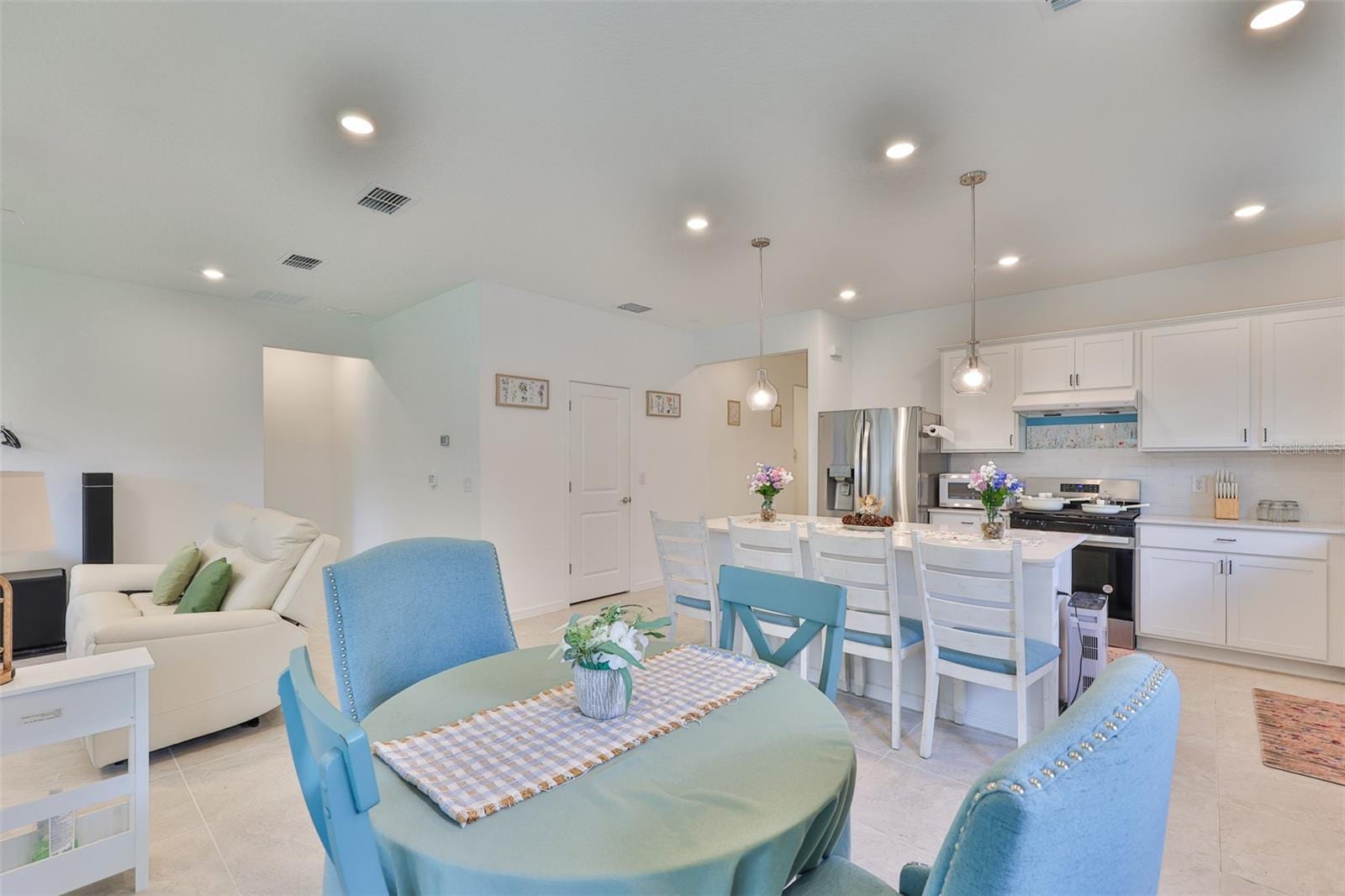 2948 Forest Meadow Ave photo 4