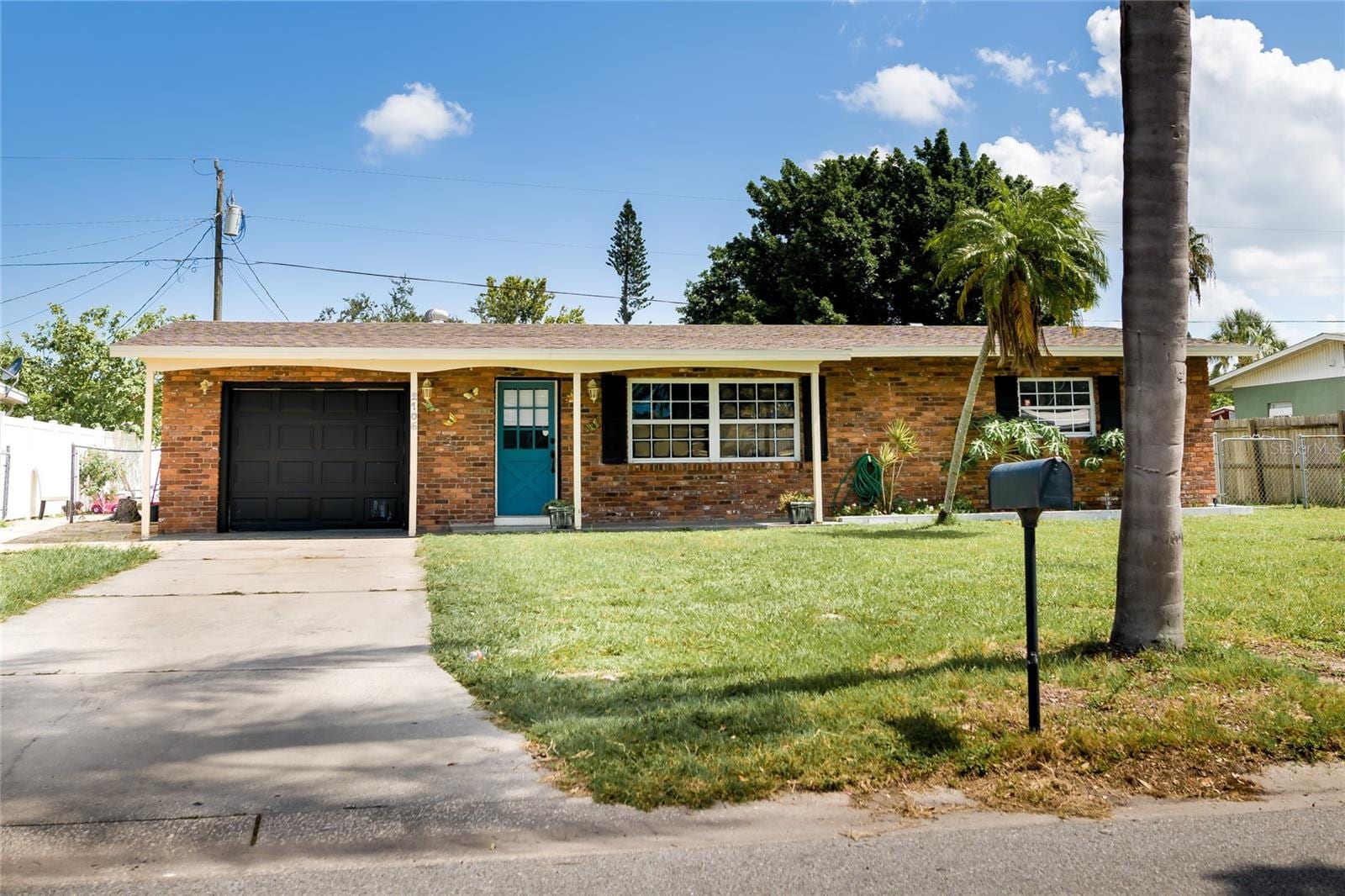 2106 25th Ave W photo 2
