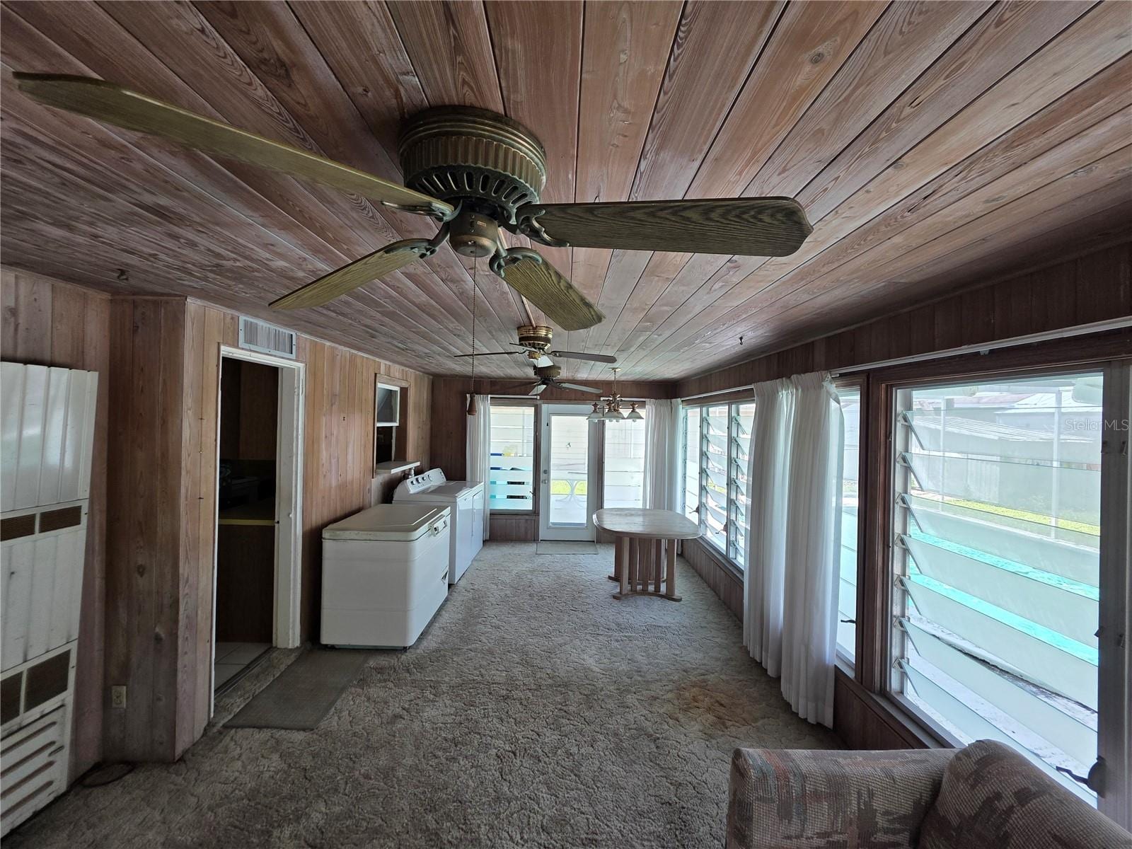1330 Rhodes Ave photo 5