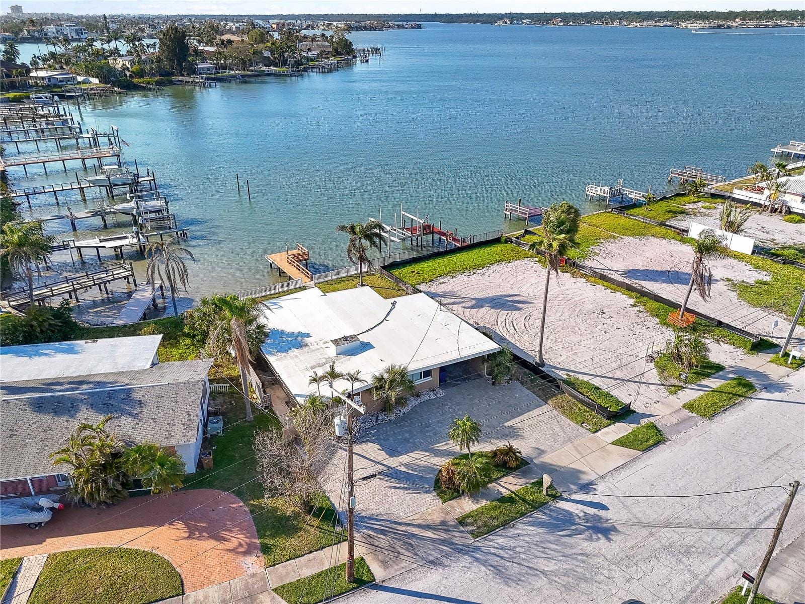 15305 Harbor Dr photo 3