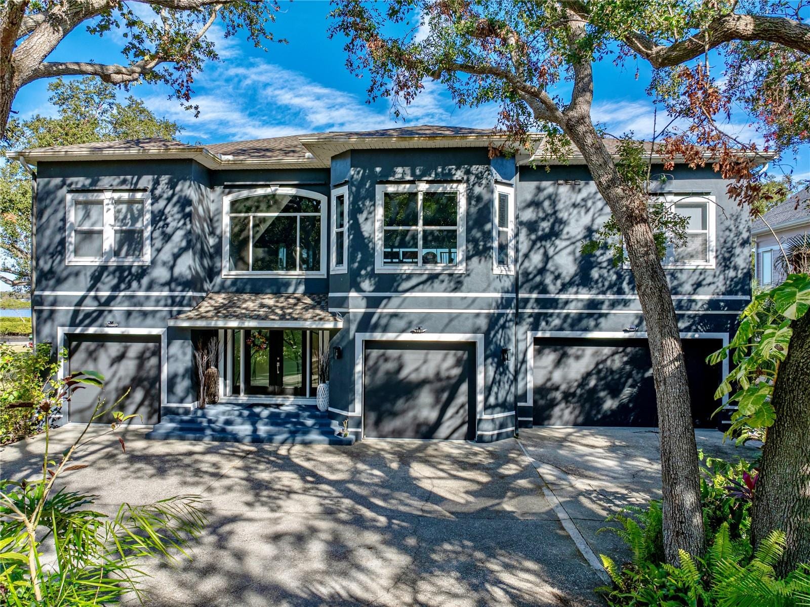 3484 Shore Dr photo 3