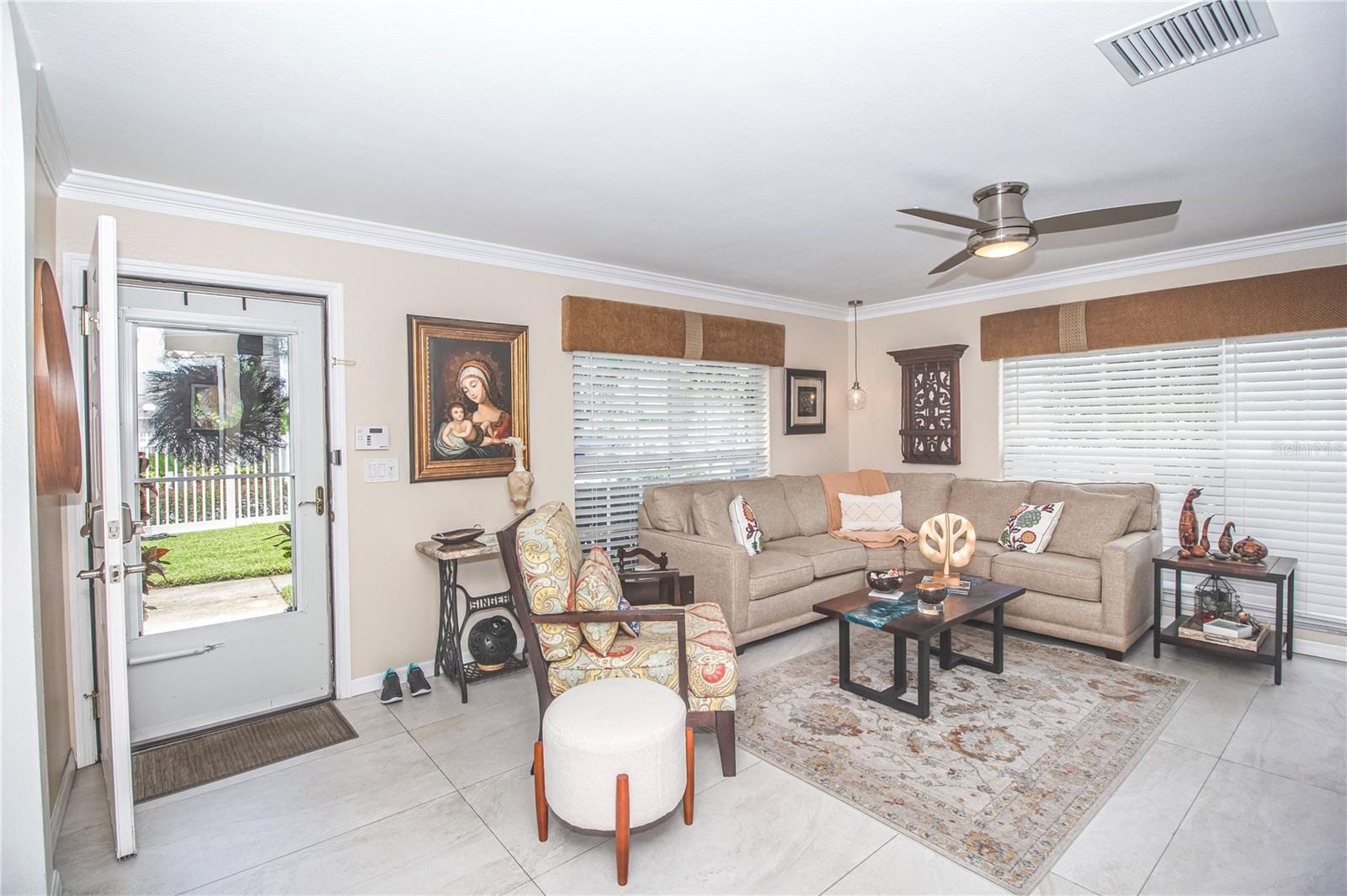 737 Kensington Lake Cir photo 5