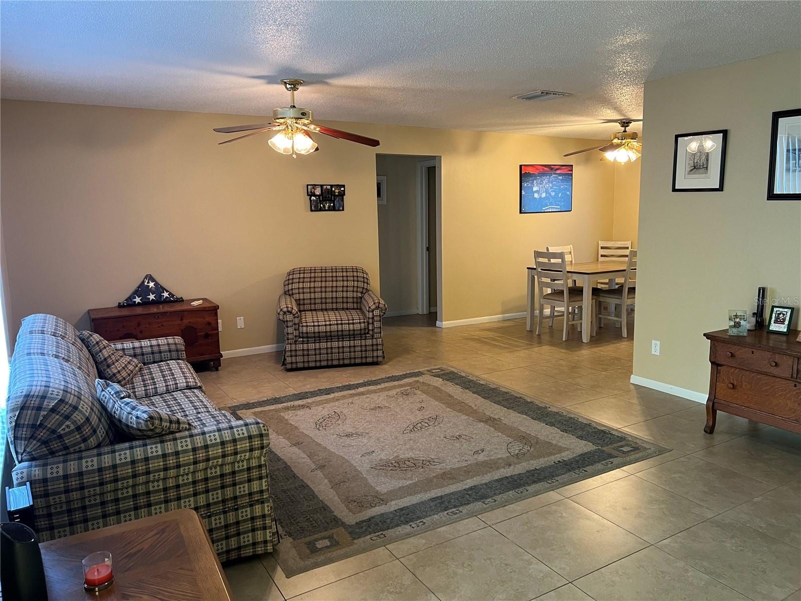 4370 94th Ter N photo 3