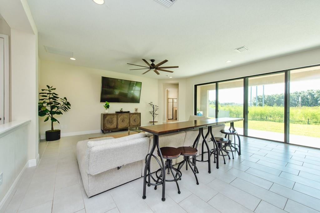 14529 Woodland Spur Dr photo 4