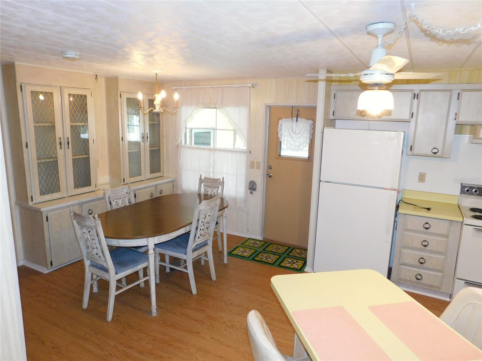 36934 Beth Ave photo 3