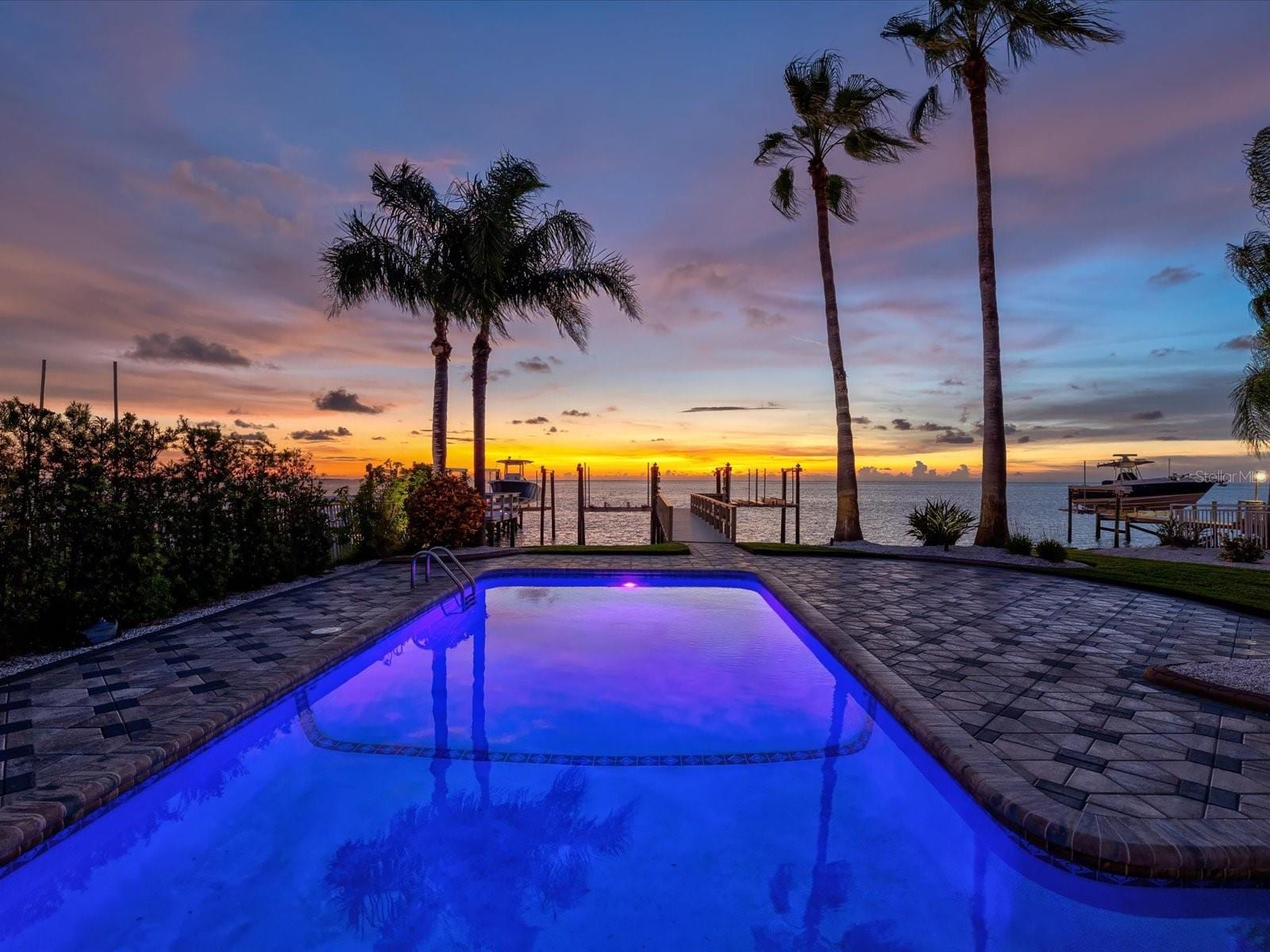 5101 Westshore Dr photo 5