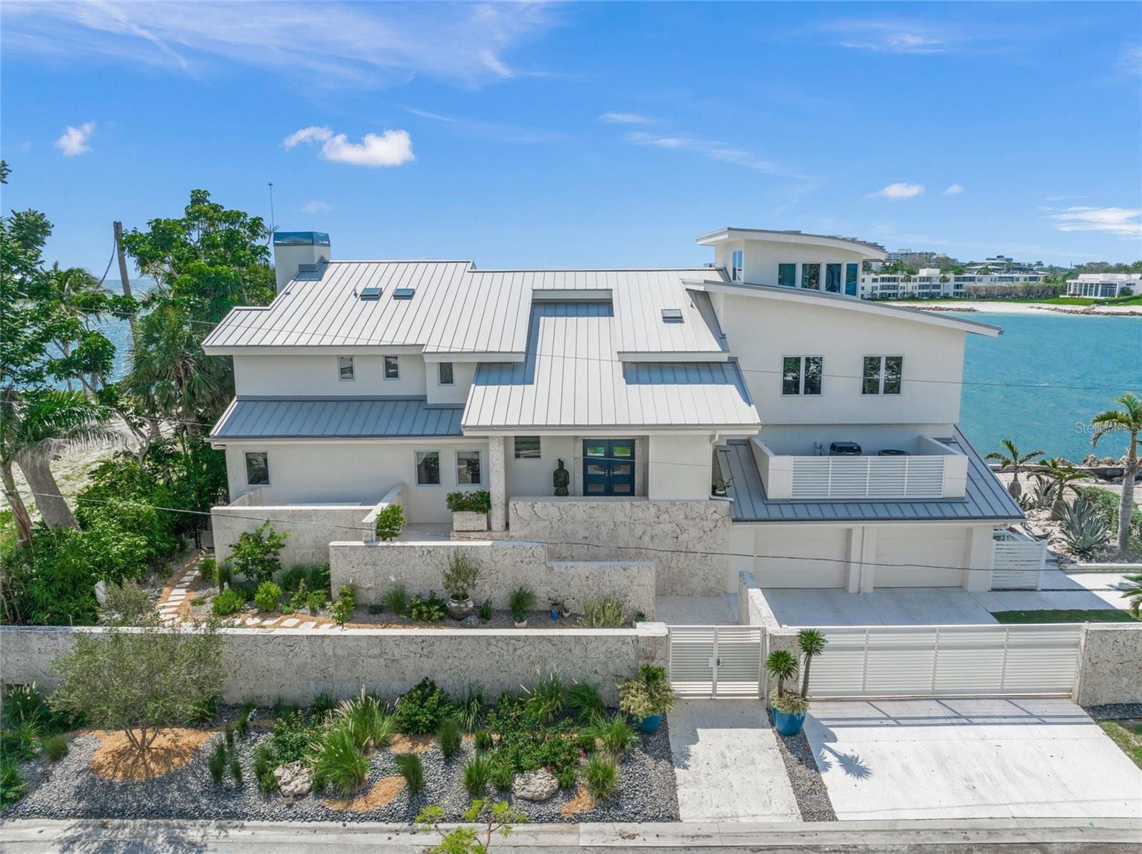 1209 Westway Dr photo 2