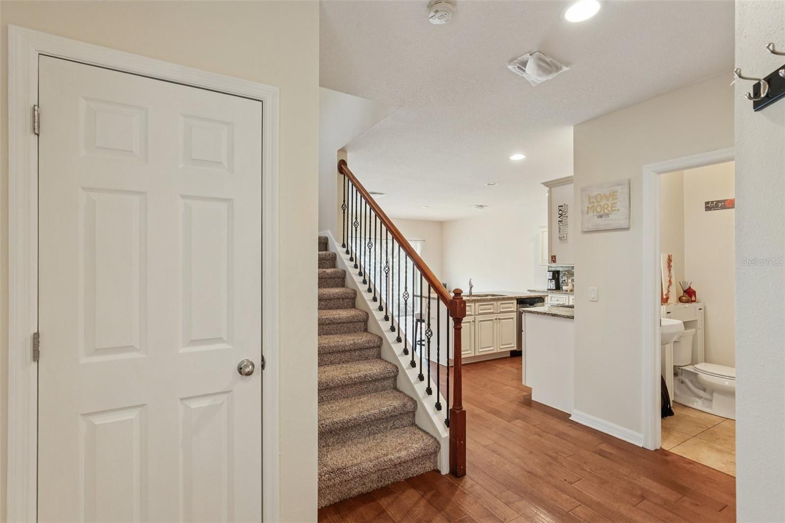 1844 Sommarie Way photo 4