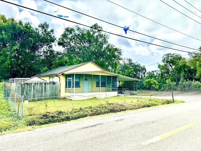 904 Southern Ave photo 2
