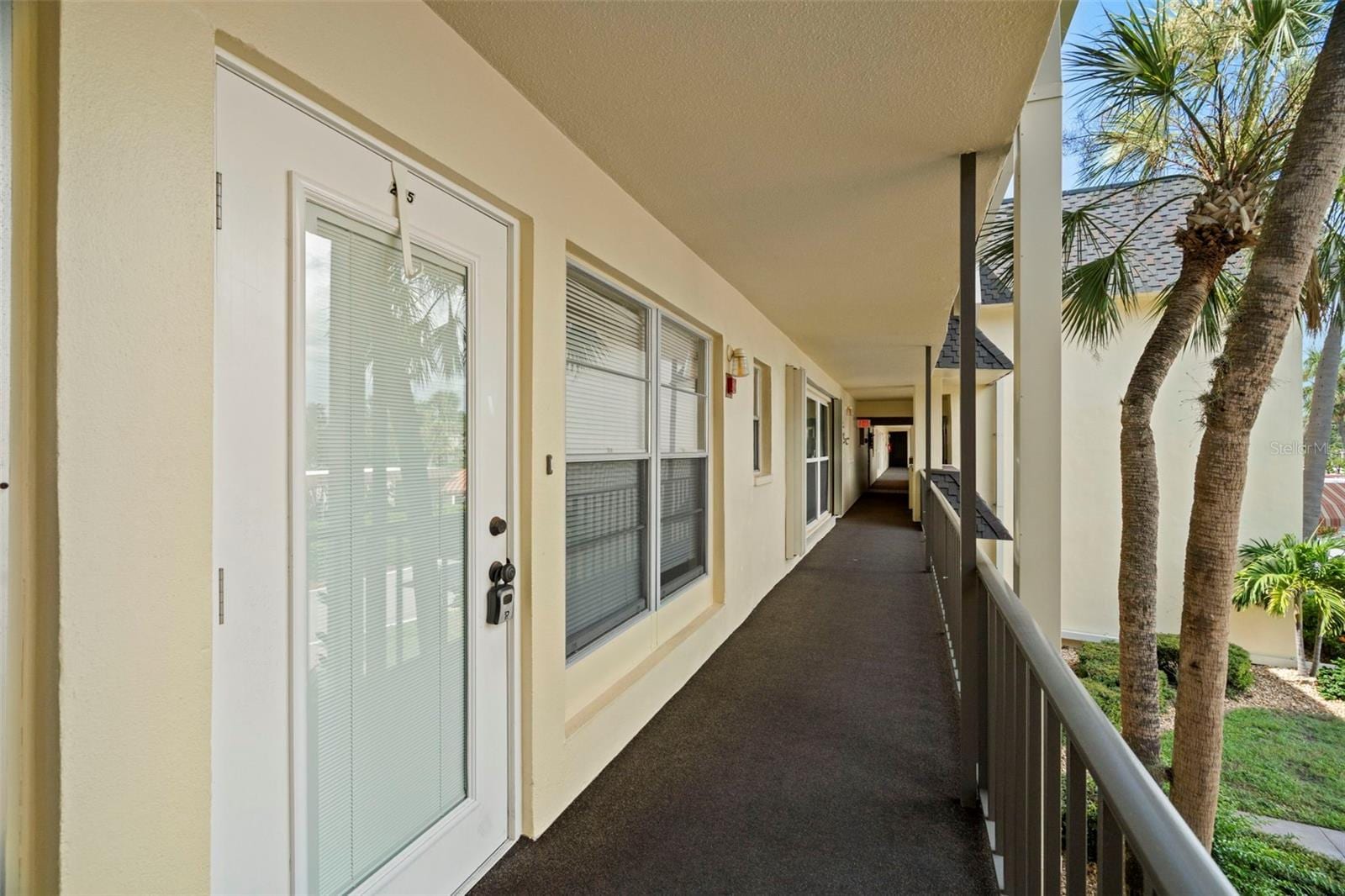 4780 Cove Cir #205 photo 3