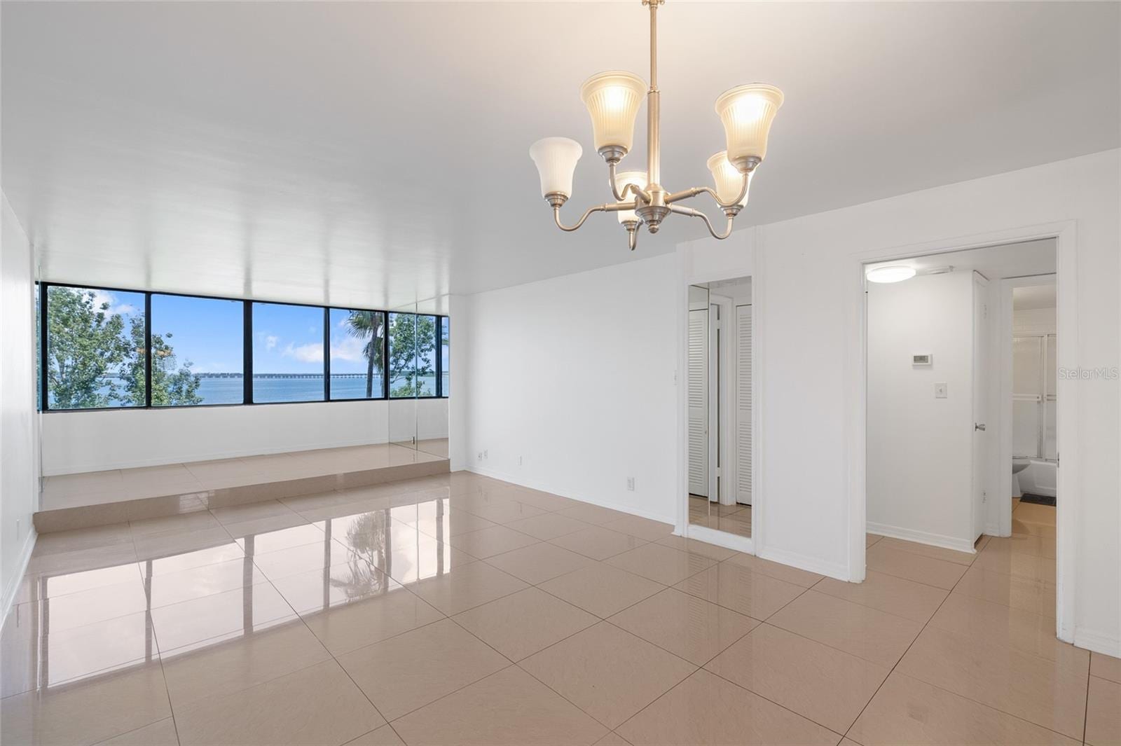 2617 Cove Cay Dr #604 photo 4