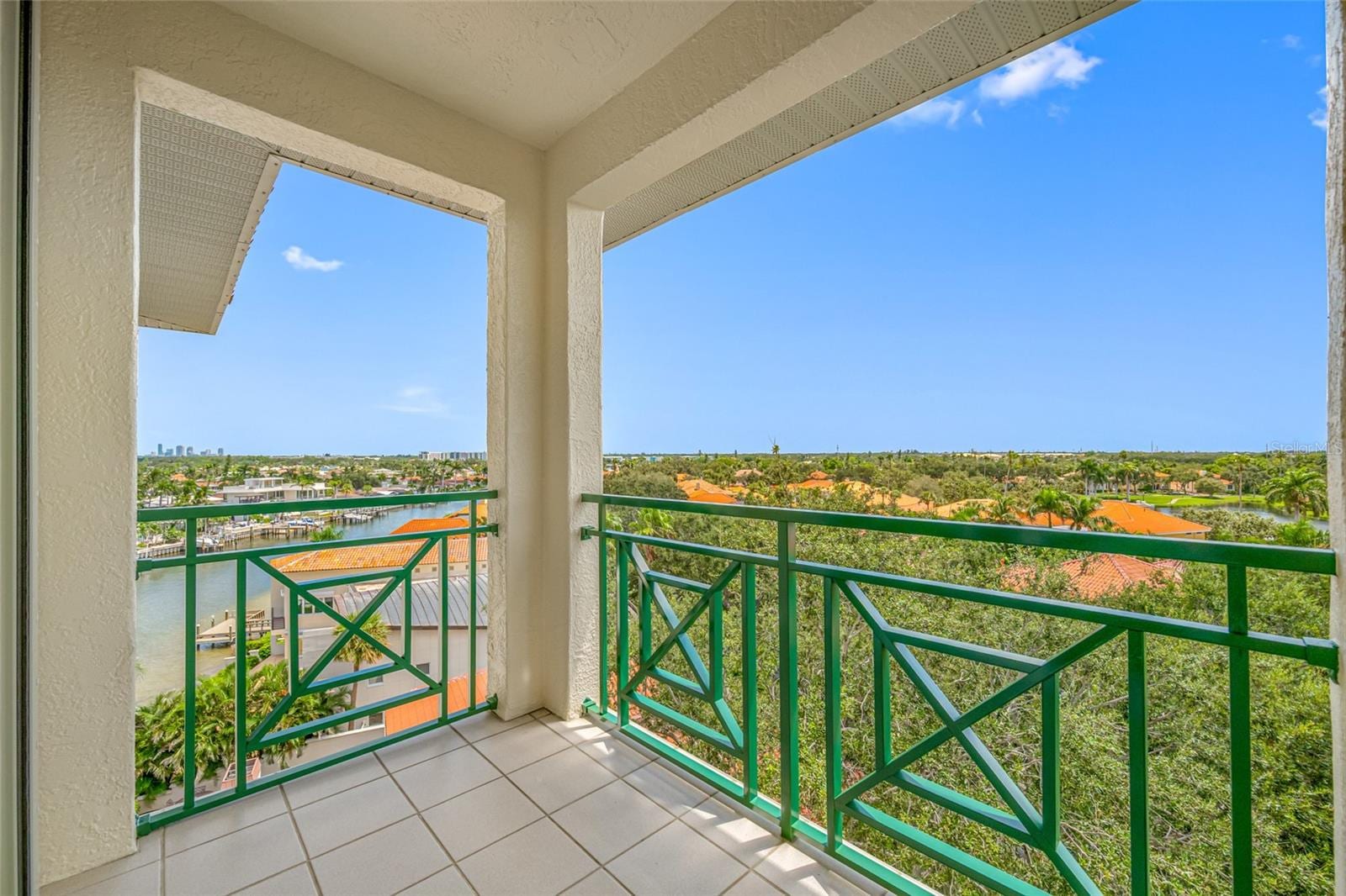 4717 Dolphin Cay Ln S #608 photo 4