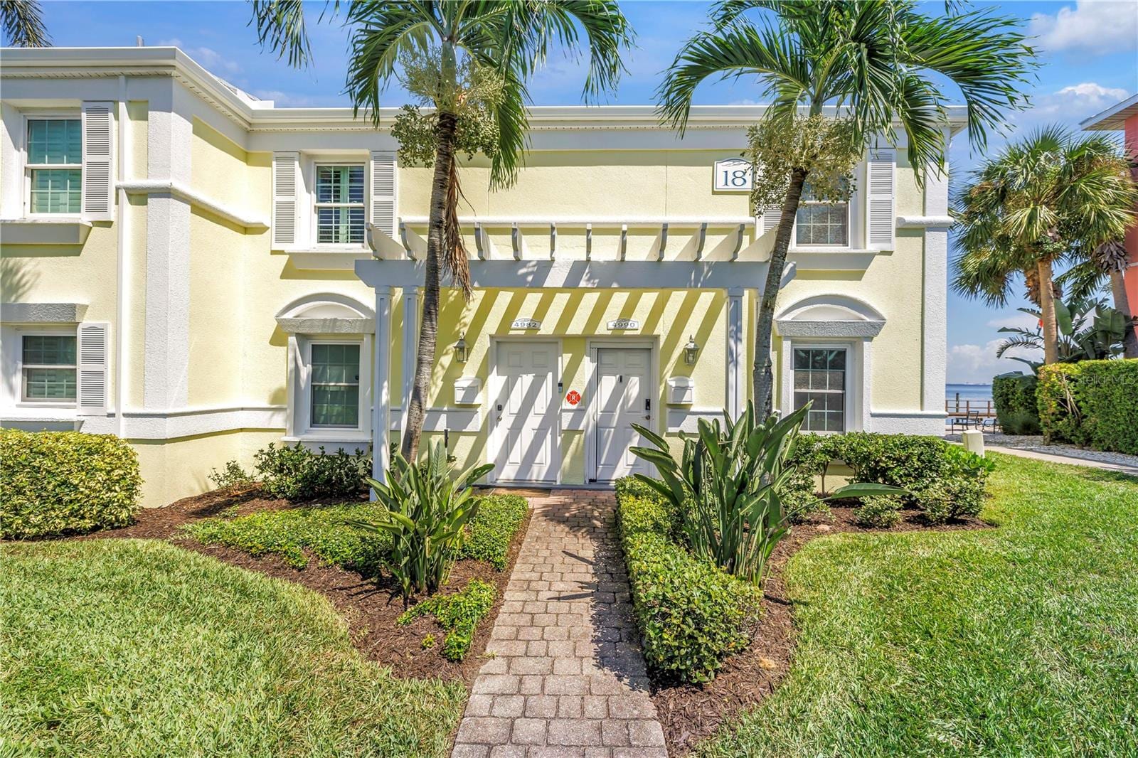 4982 Coquina Key Dr SE photo 3