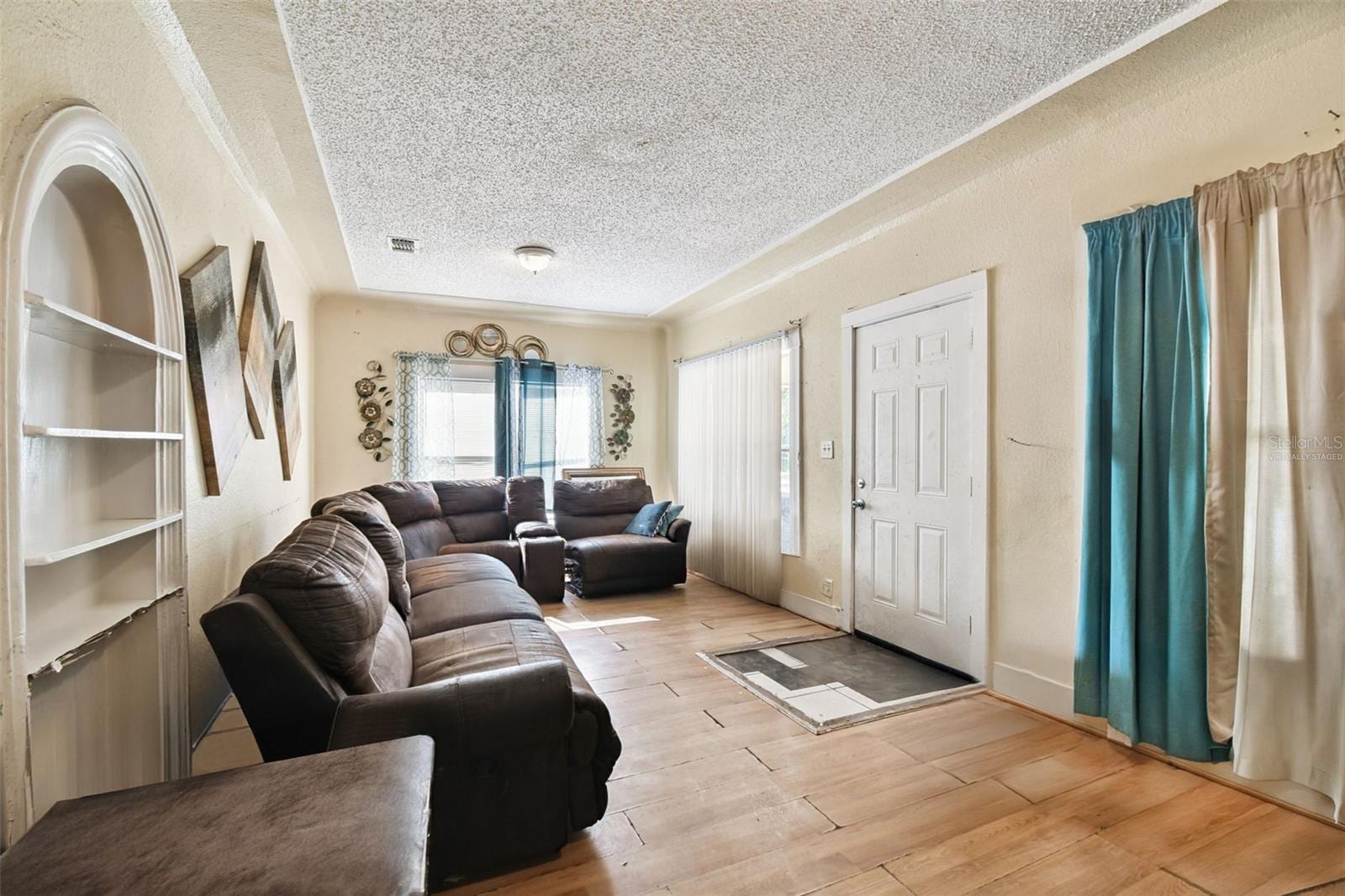 3417 E Lake Ave photo 3