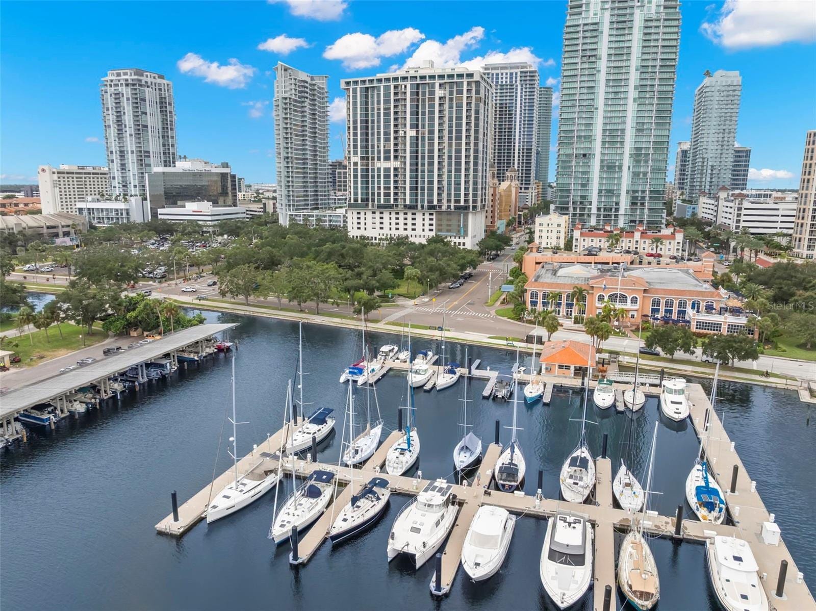 1 Beach Dr SE #2206 photo 2