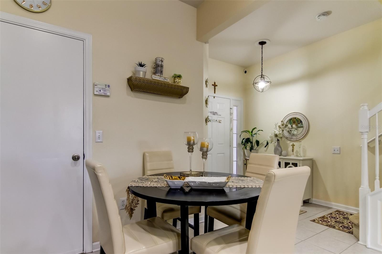 26642 Castleview Way photo 3
