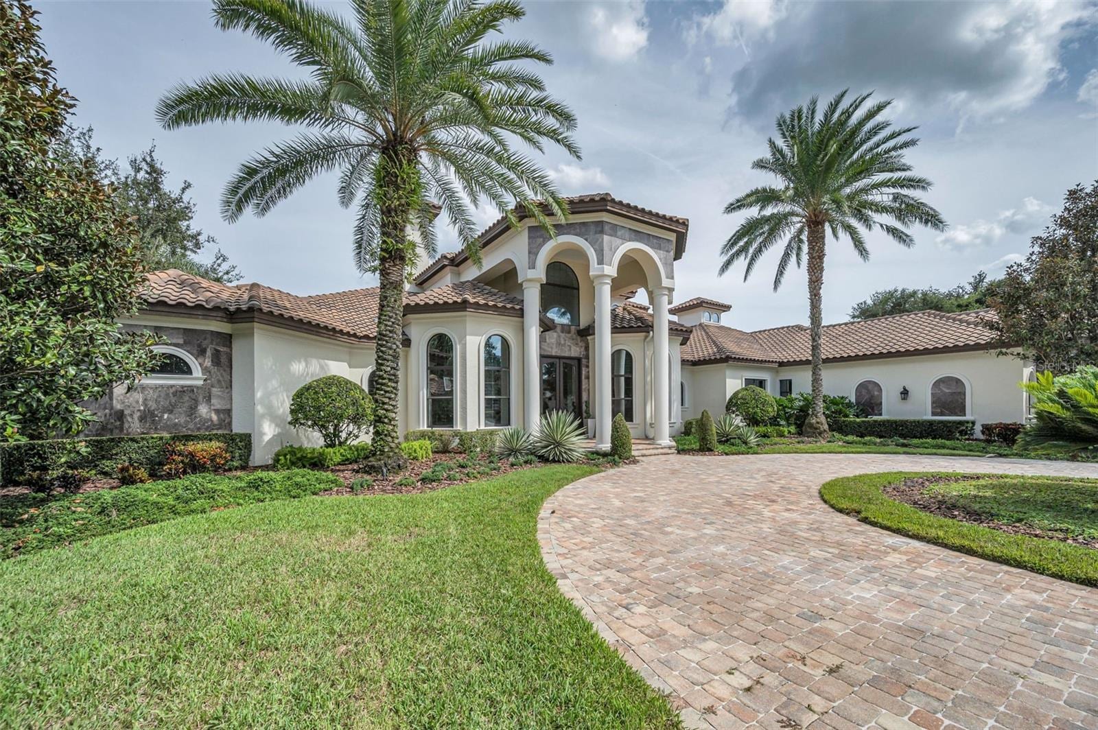 9829 Milano Dr photo 3