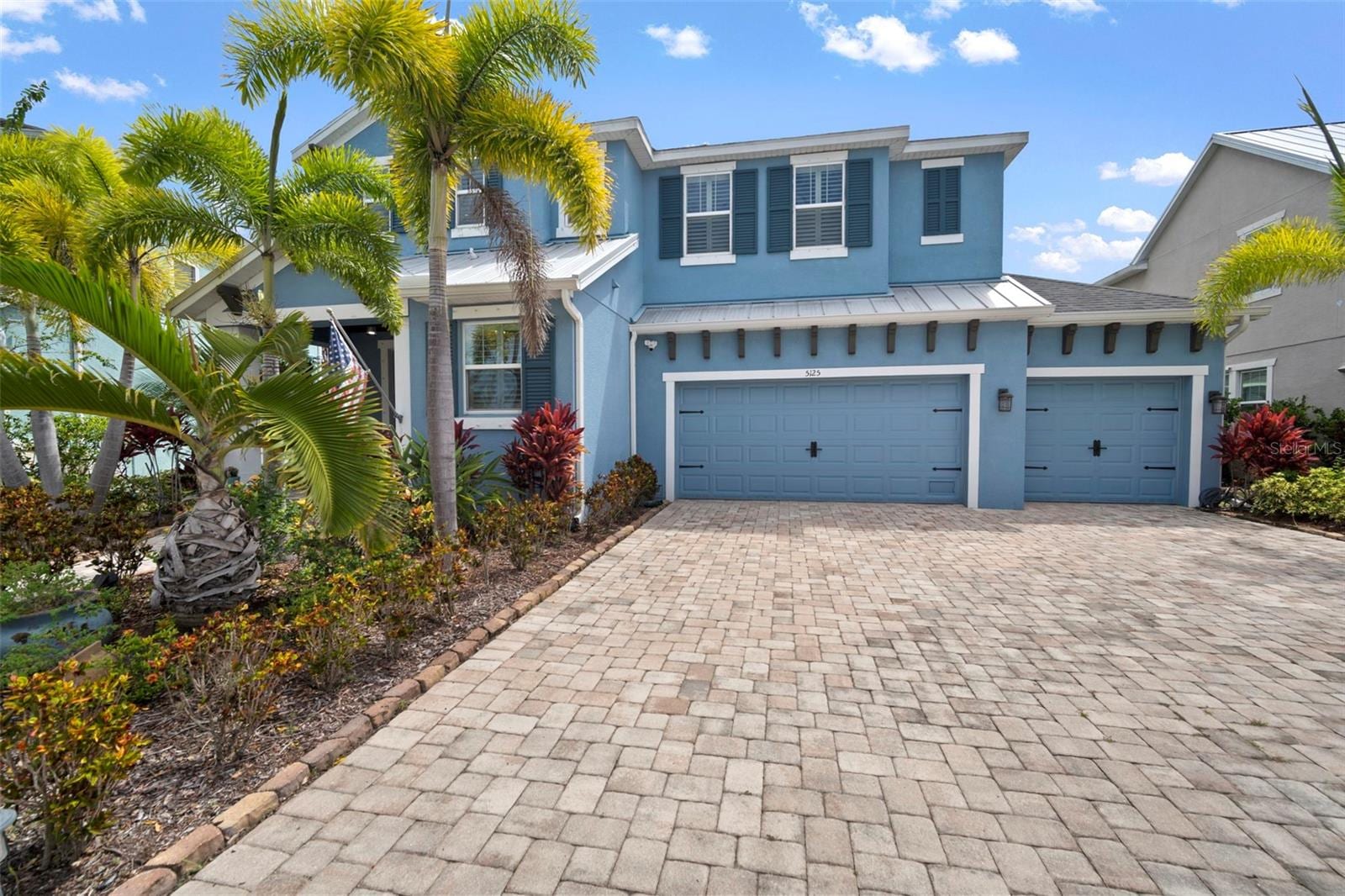 5125 Admiral Pointe Dr photo 3