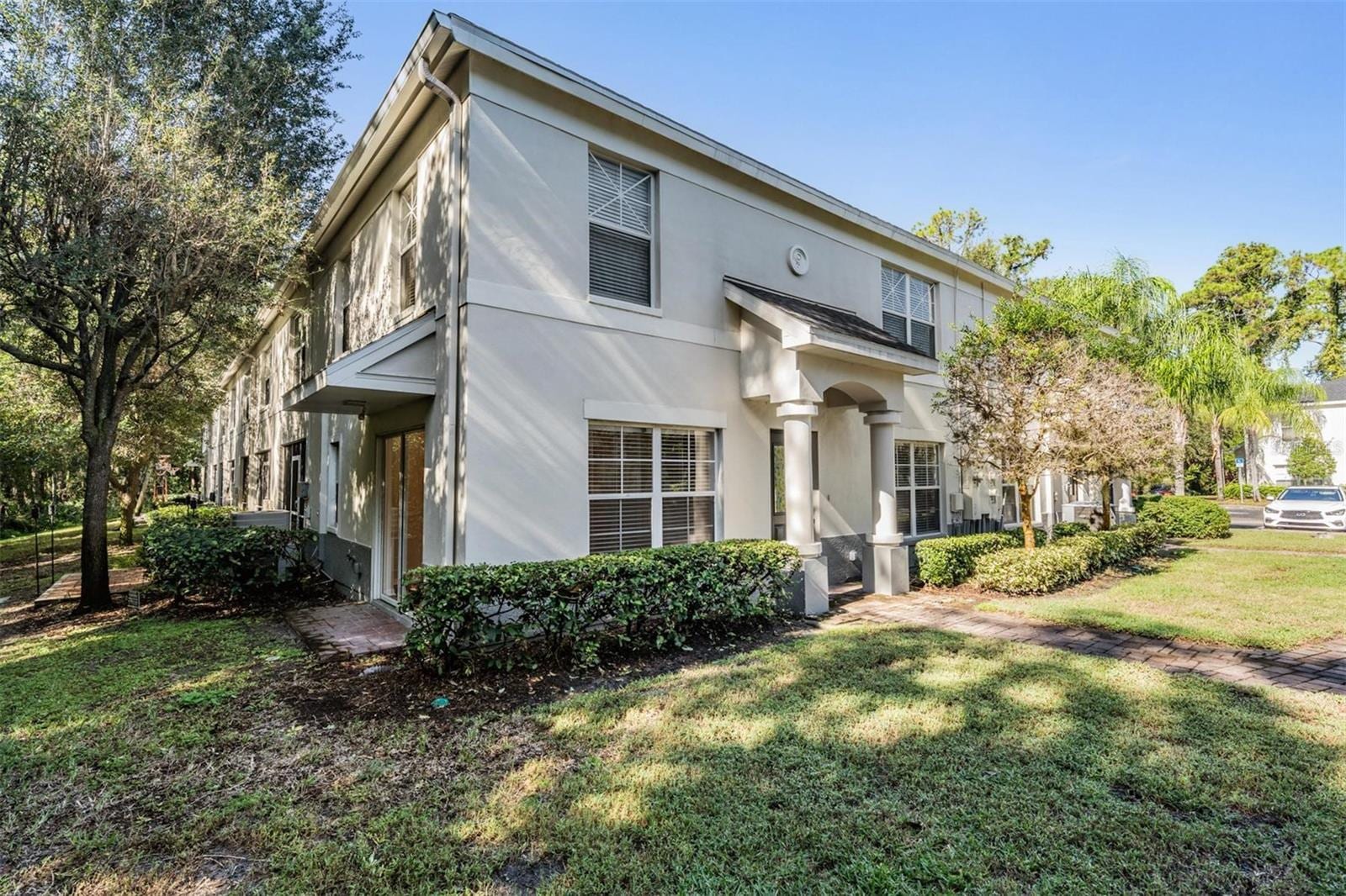 9624 Charlesberg Dr photo 3