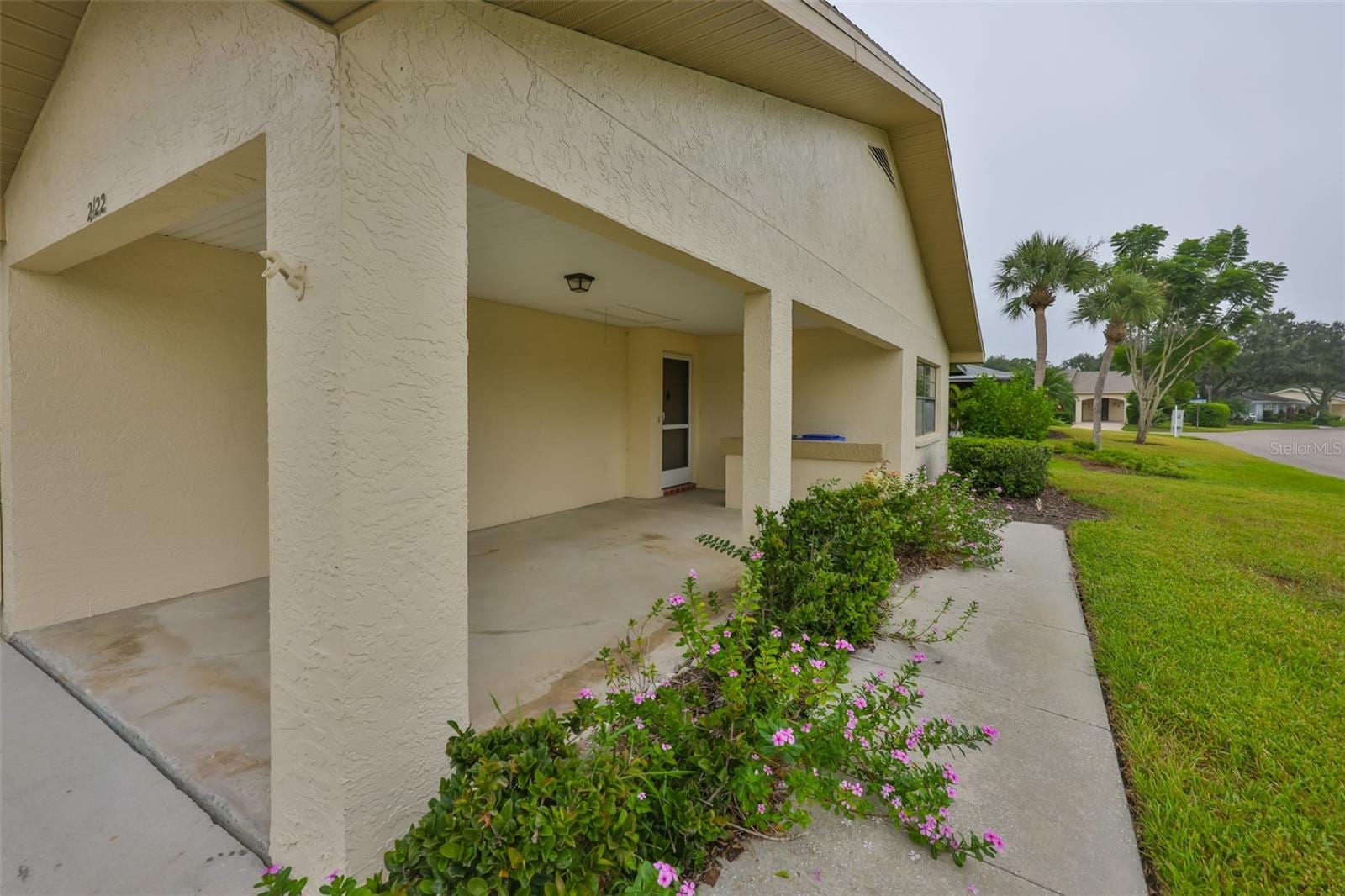 2122 Hereford Dr #511 photo 5