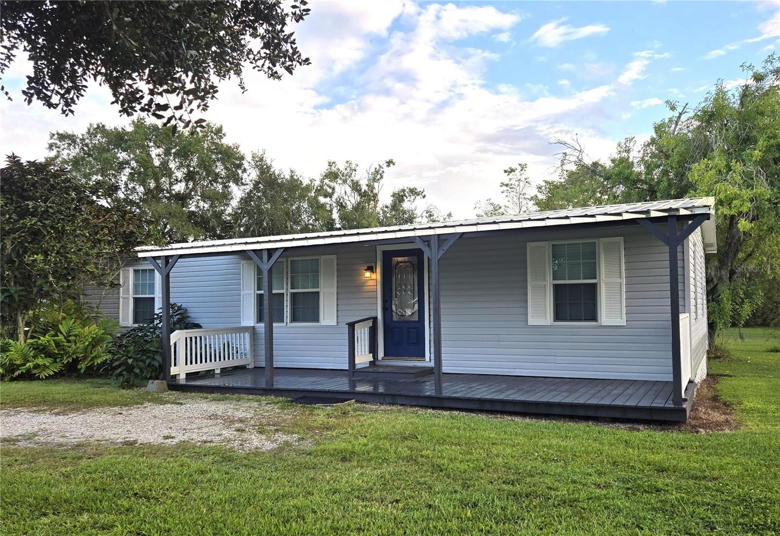 3301 Medulla Rd photo 3