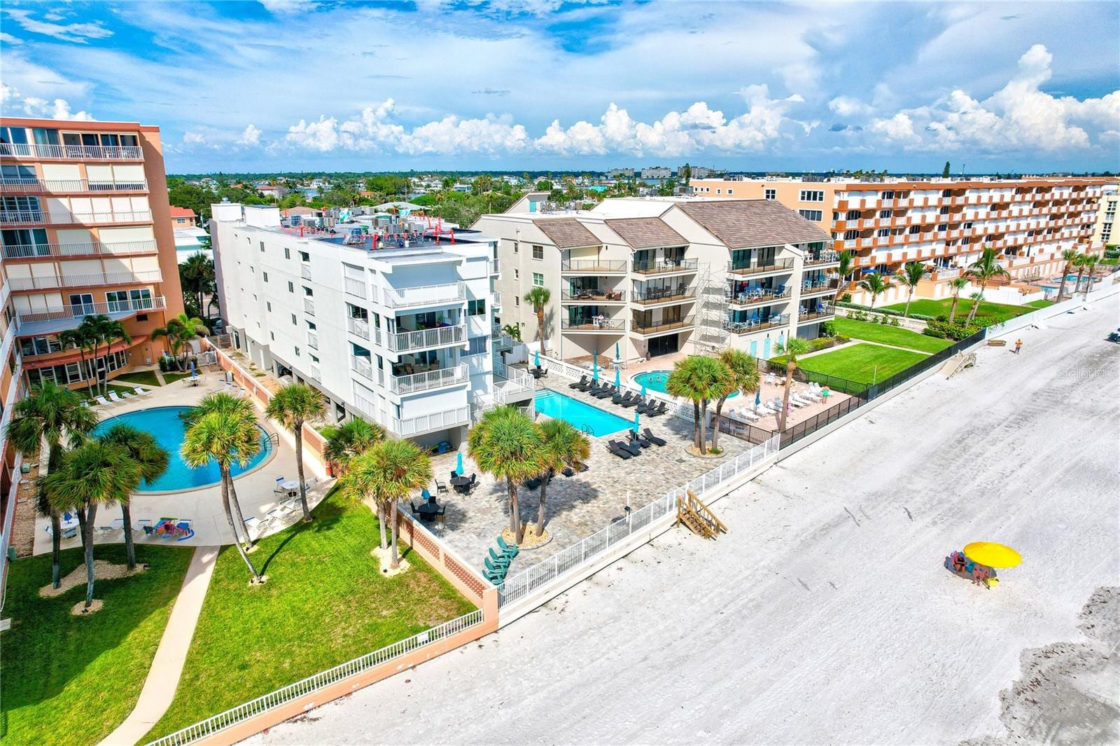 16332 Gulf Blvd #1C photo 3