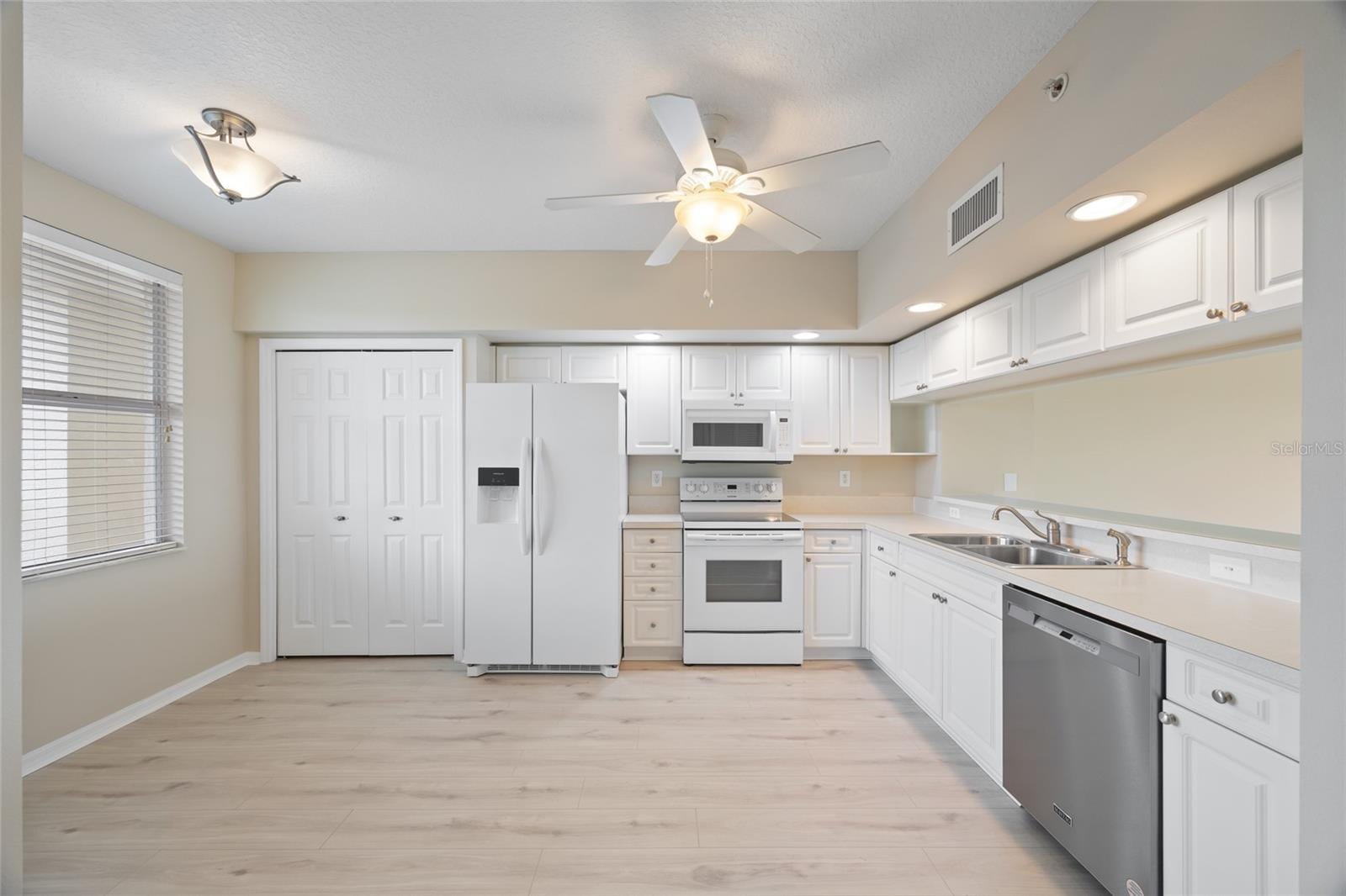 1200 Country Club Dr #6305 photo 5