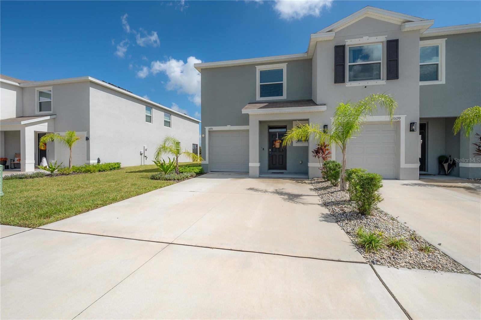16701 Maude Dr photo 2