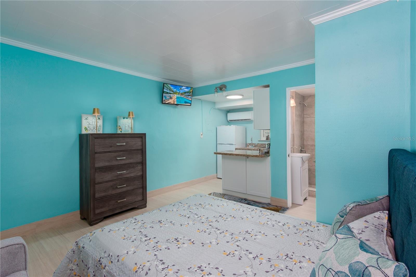 11730 Gulf Blvd #4 photo 4