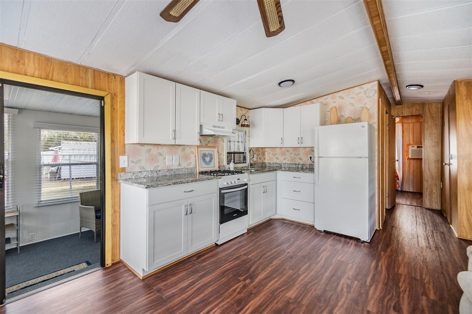 39334 Maher Dr photo 3