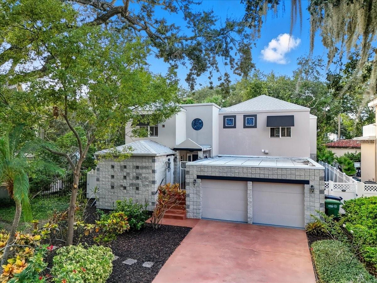 2713 Chambray Ln photo 2