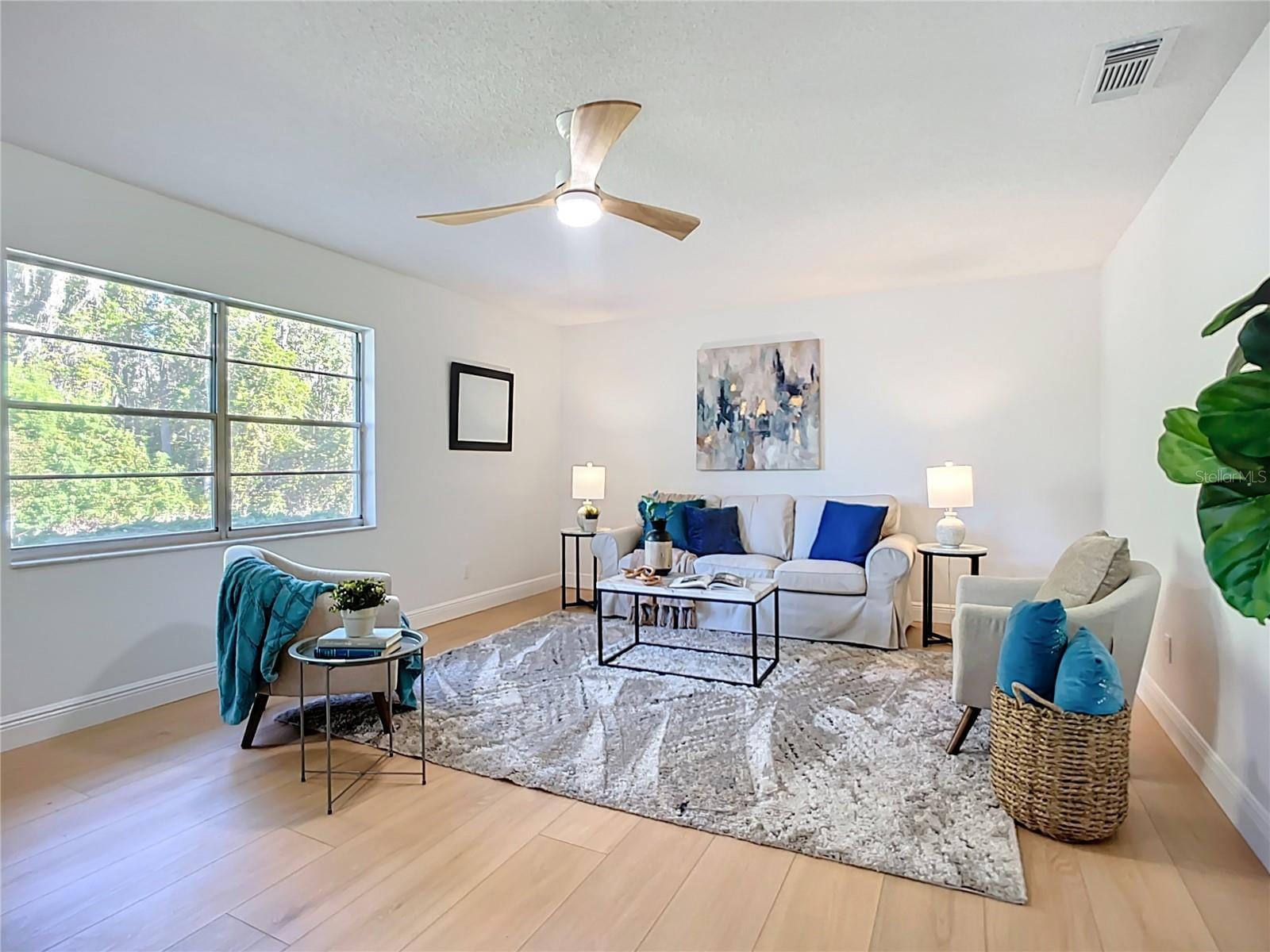 2014 Hampstead Cir photo 3