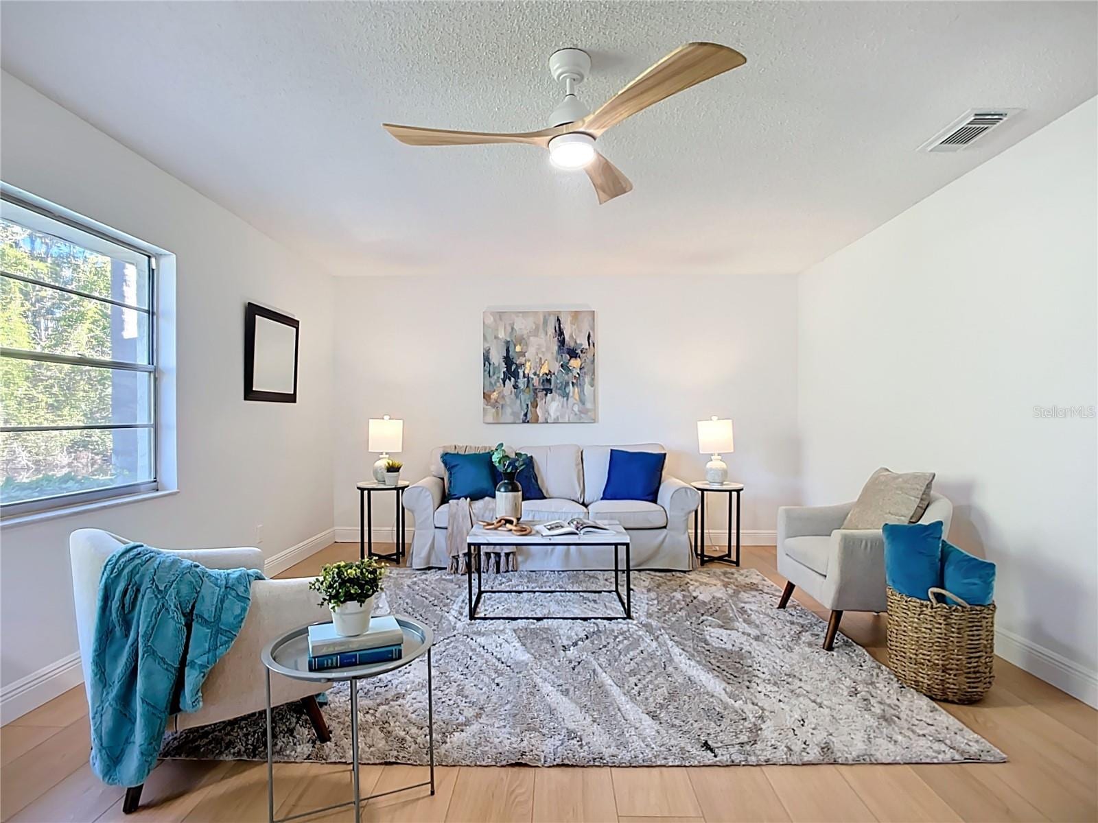 2014 Hampstead Cir photo 4