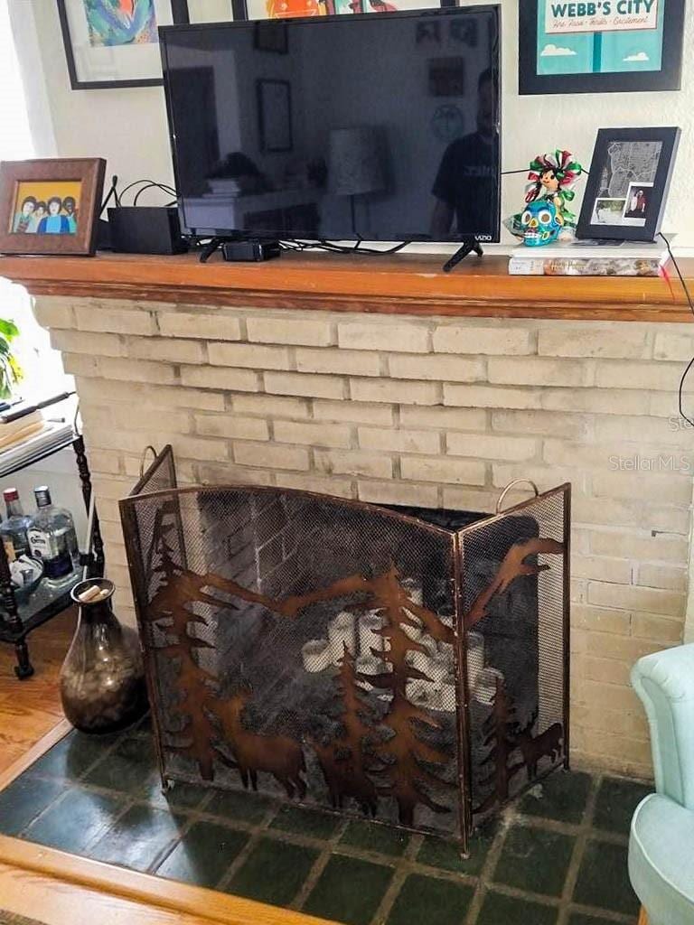 1210 Highland St S photo 5