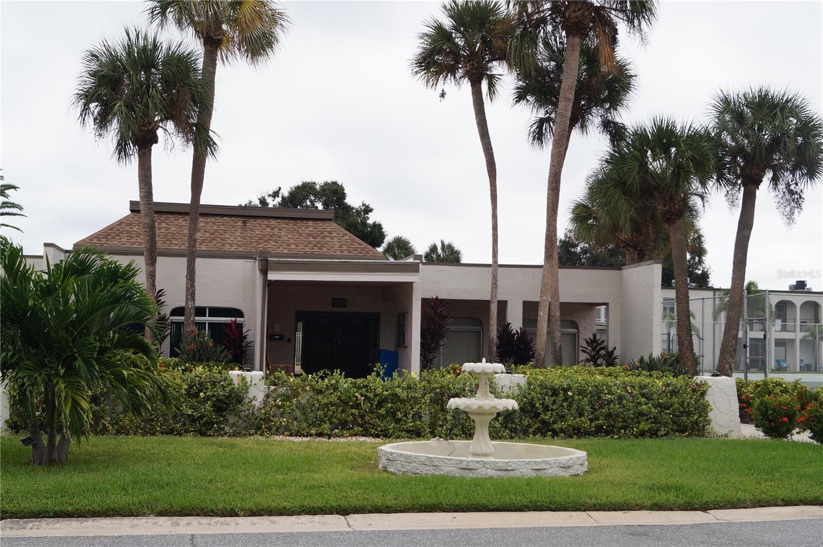 7701 Starkey Rd #408 photo 3