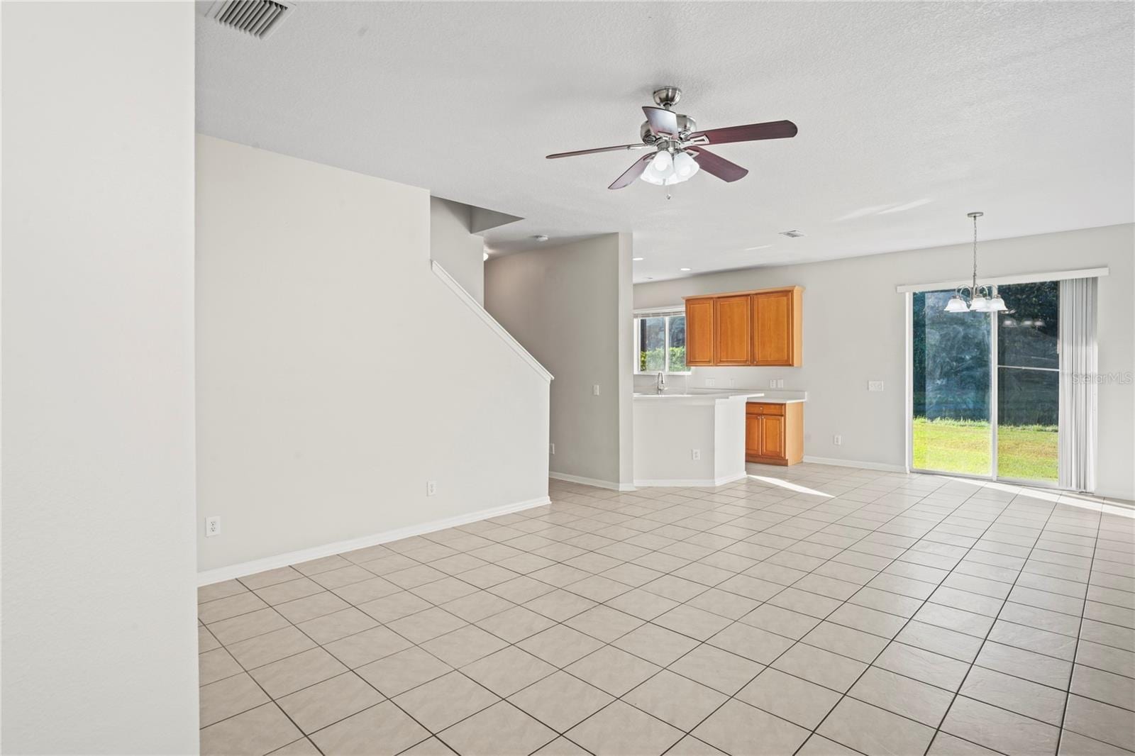 27004 Stillbrook Dr photo 2