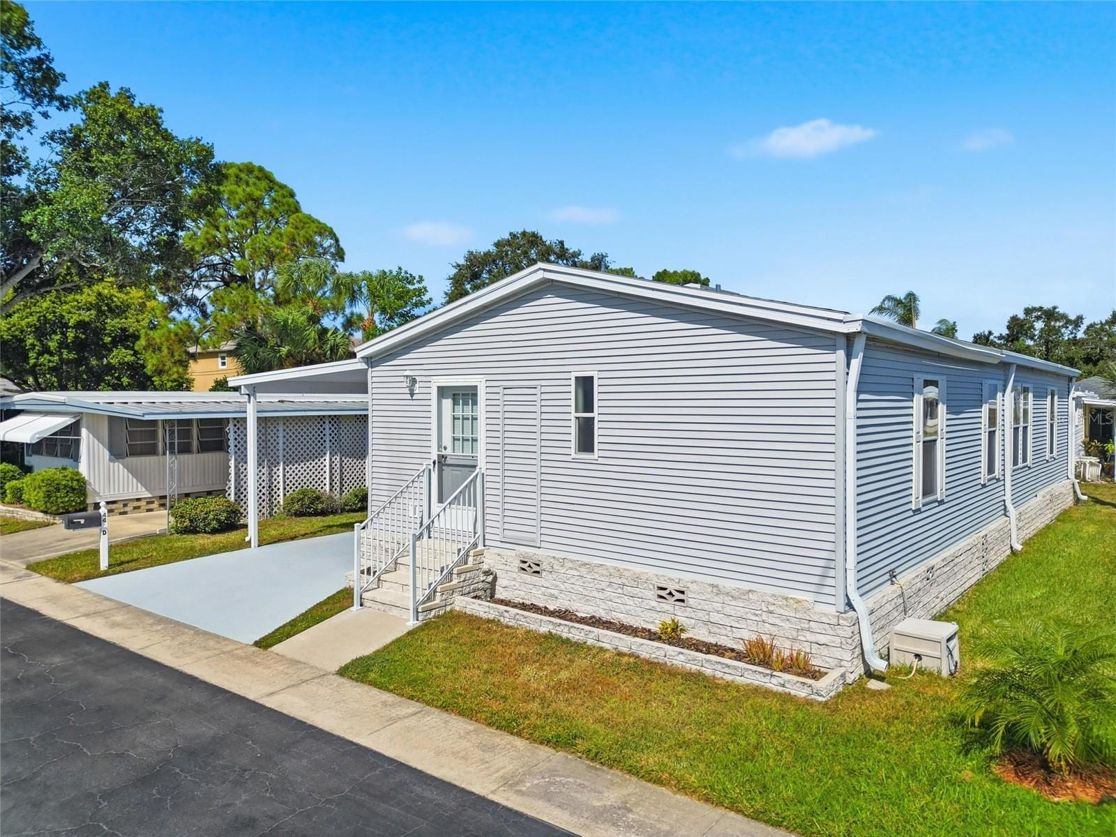 130 Patricia Ave #44 photo 3